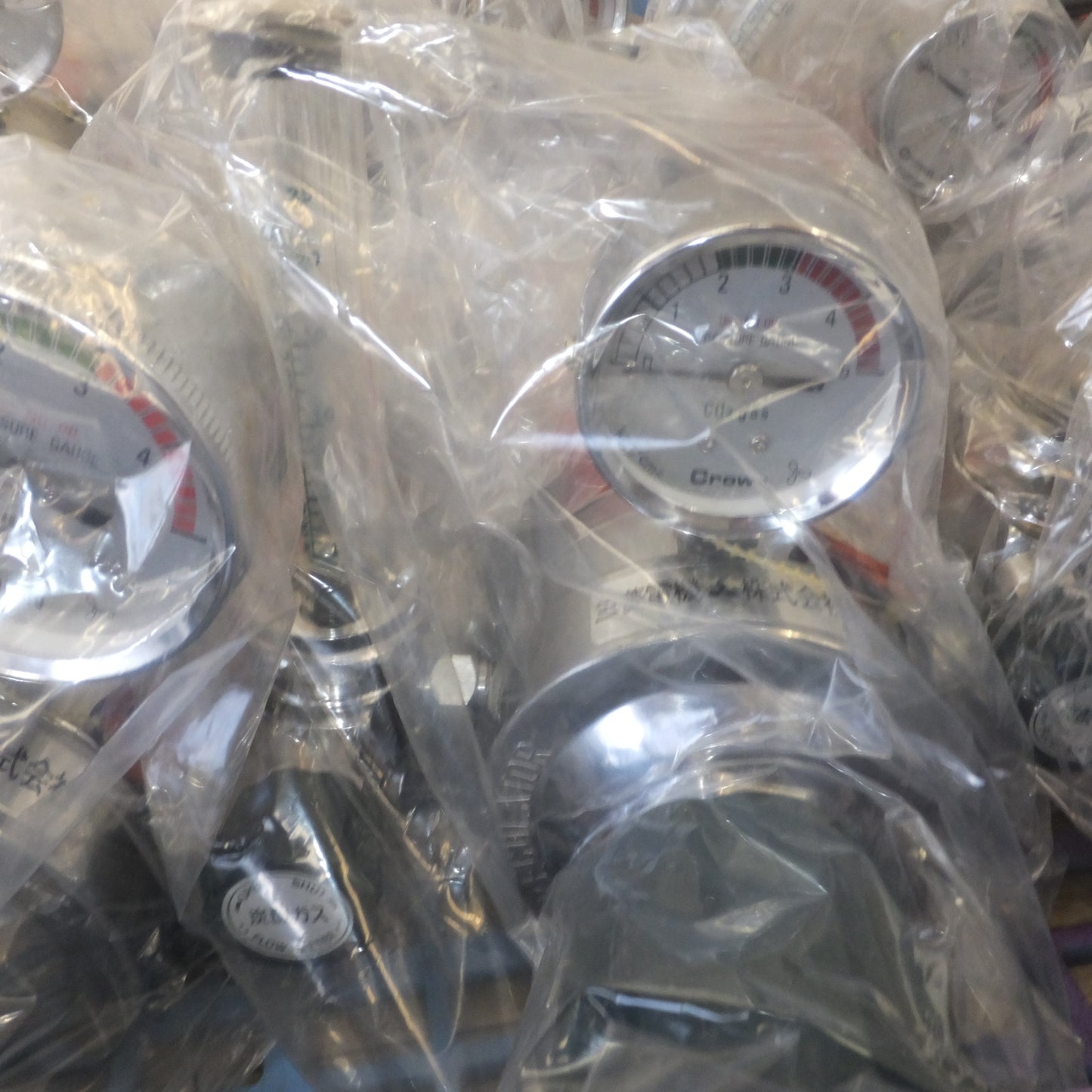 [送料無料] 岐阜発 未使用★三菱 MITSUBISHI 炭酸ガス調整器 型番不明品 11点 セット★