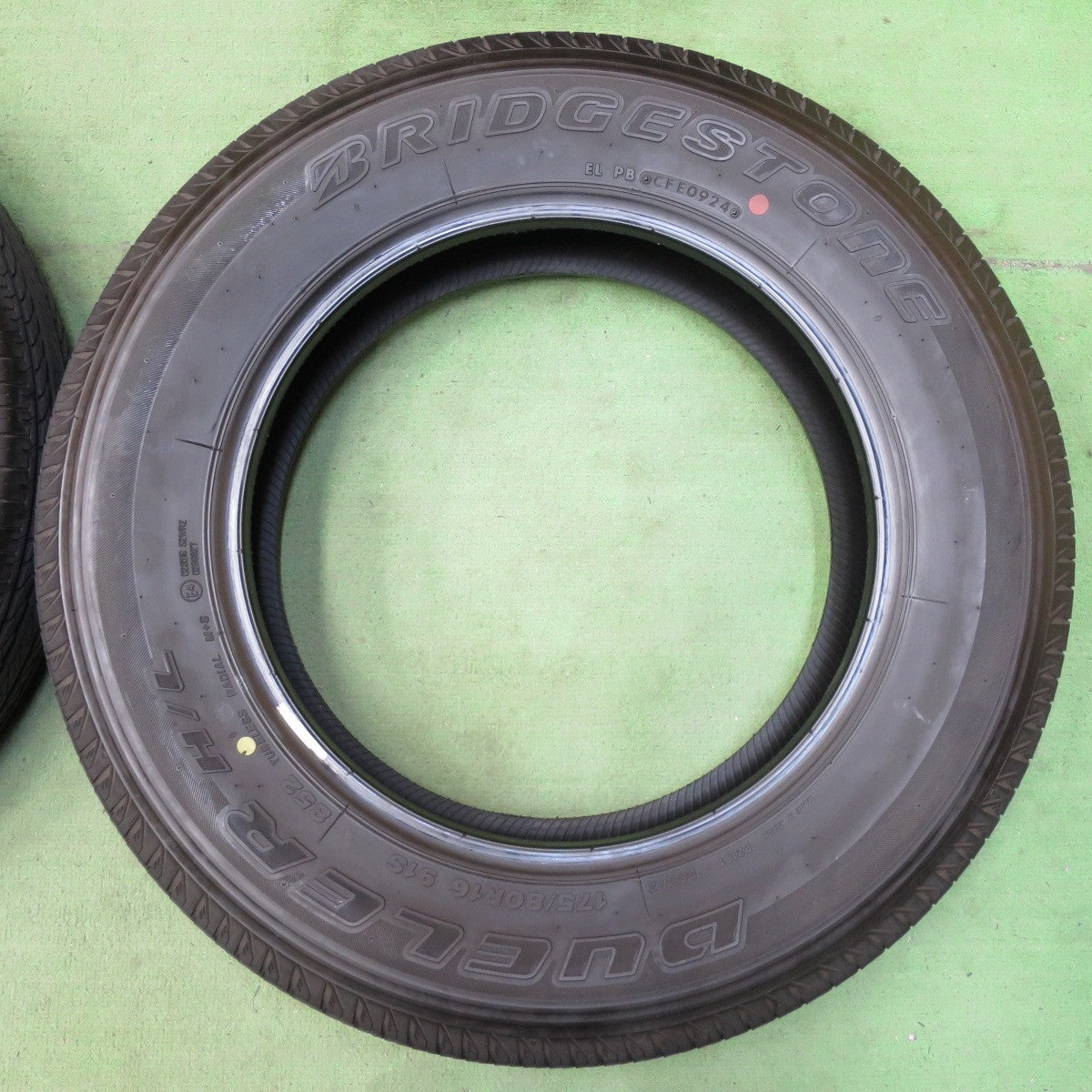 バリ溝！24年！9.5分★ジムニー 等 175/80R16 ブリヂストン デューラー H/L 852 DUELER タイヤ 16インチ★5052602イノタ