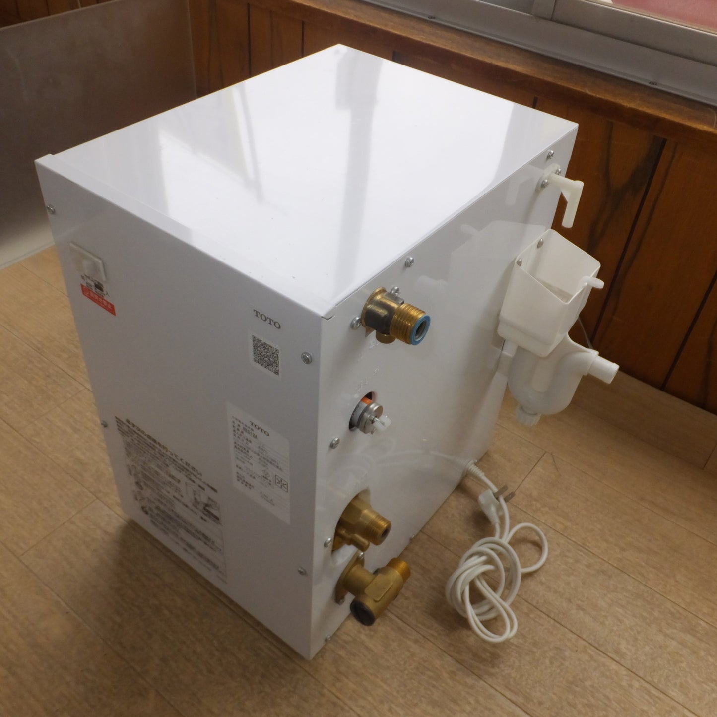[送料無料] ★TOTO 小型電気温水器 RES12A 屋内用　貯湯量 11.7L　100V-600W 50/60Hz★