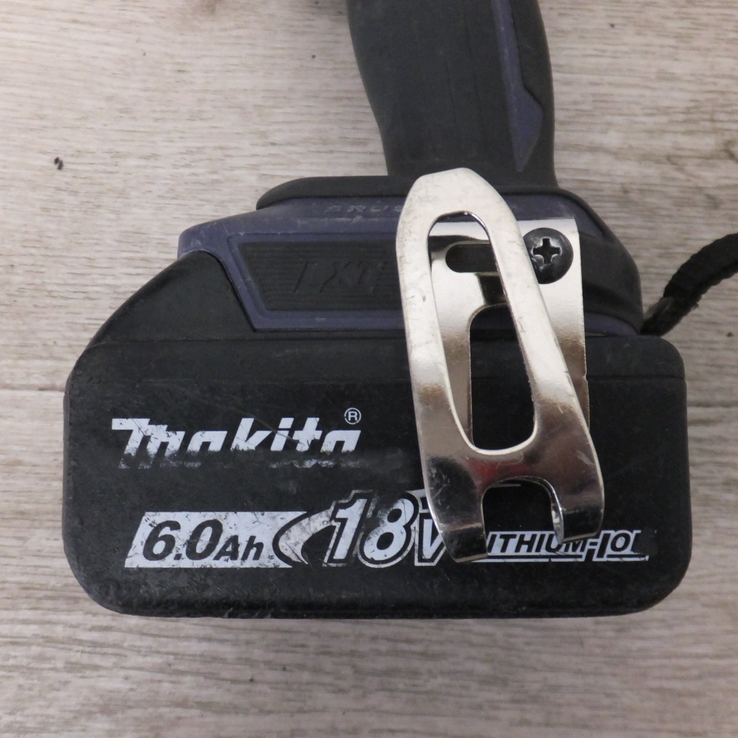[送料無料] ★マキタ makita 充電式インパクトドライバ TD172DGXAP 18V 6.0Ah バッテリ 1個★
