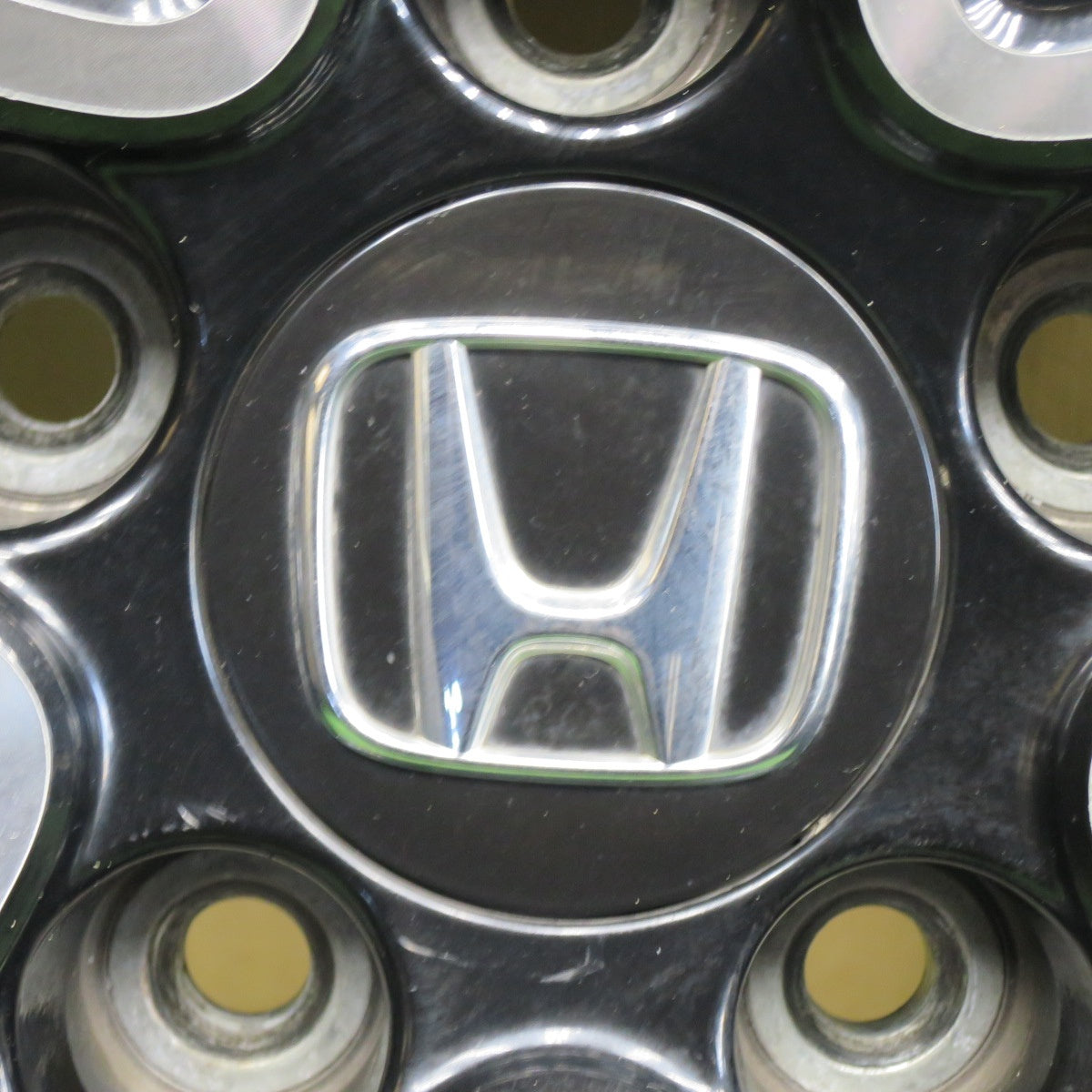 4本価格★ホンダ RU ヴェゼル 純正 215/55R17 ヨコハマ ブルーアース RV-02 17インチ PCD114.3/5H★6031501NKノ
