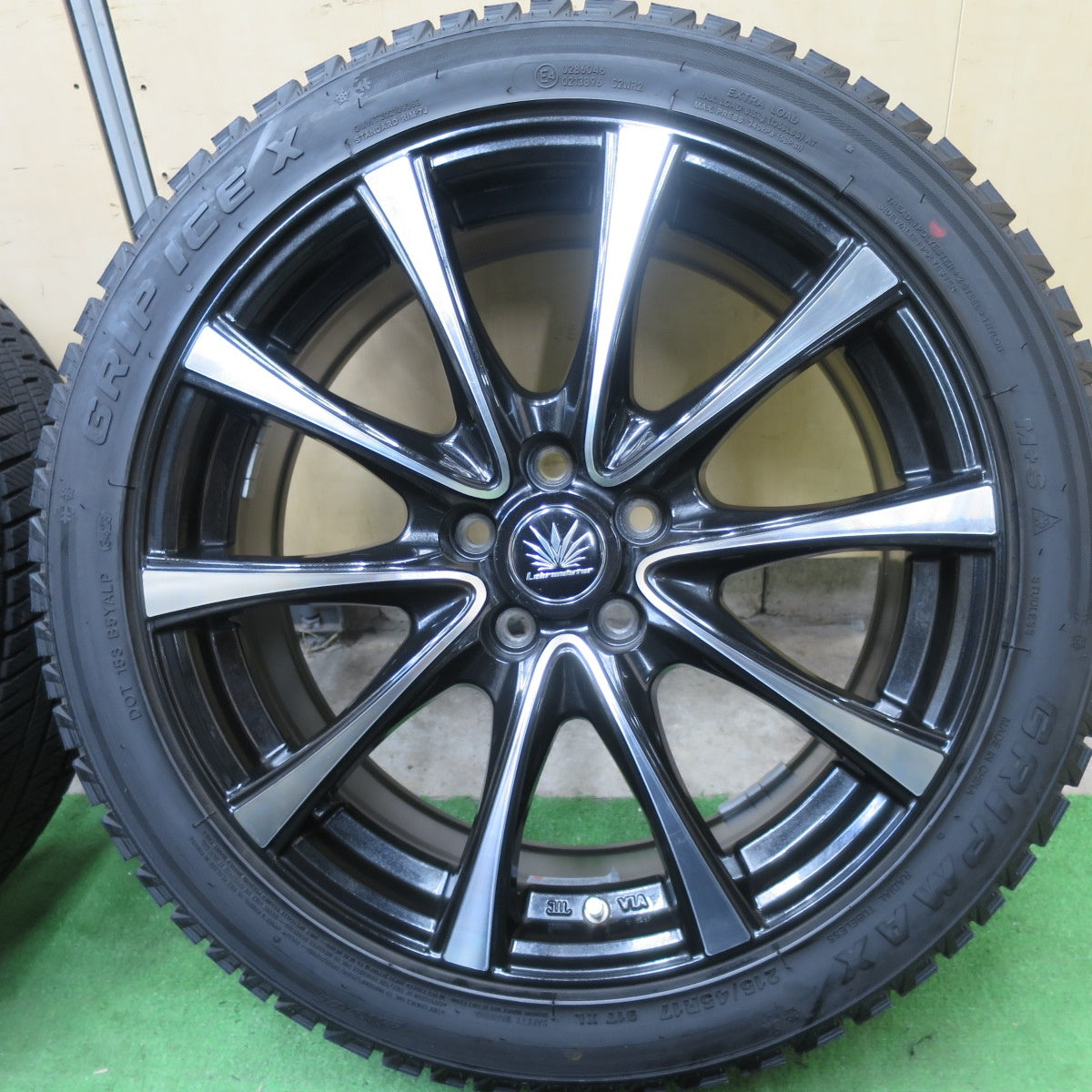 バリ溝！23年！キレイ！9.5分以上★86 BRZ 等 215/45R17 Lehrmeister PREMIX AMALFI V Jr スタッドレス グリップマックス グリップアイス X レアマイスター PCD100/5H★5052804TTス