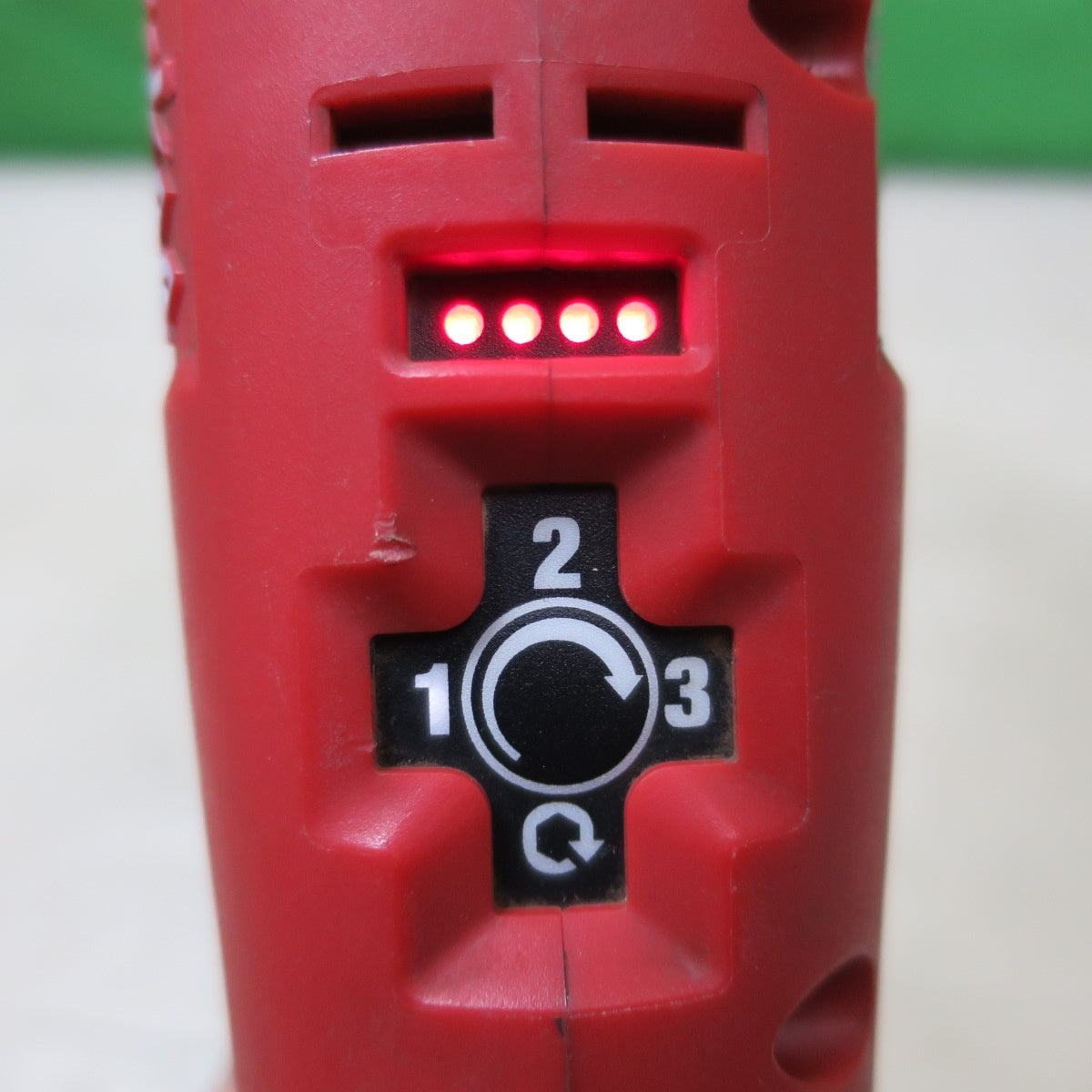 [送料無料] ☆ミルウォーキー 300Nｍ アングルインパクトレンチ M12 FRAIWF12 電動 工具 1/2インチ コードレス milwaukee☆