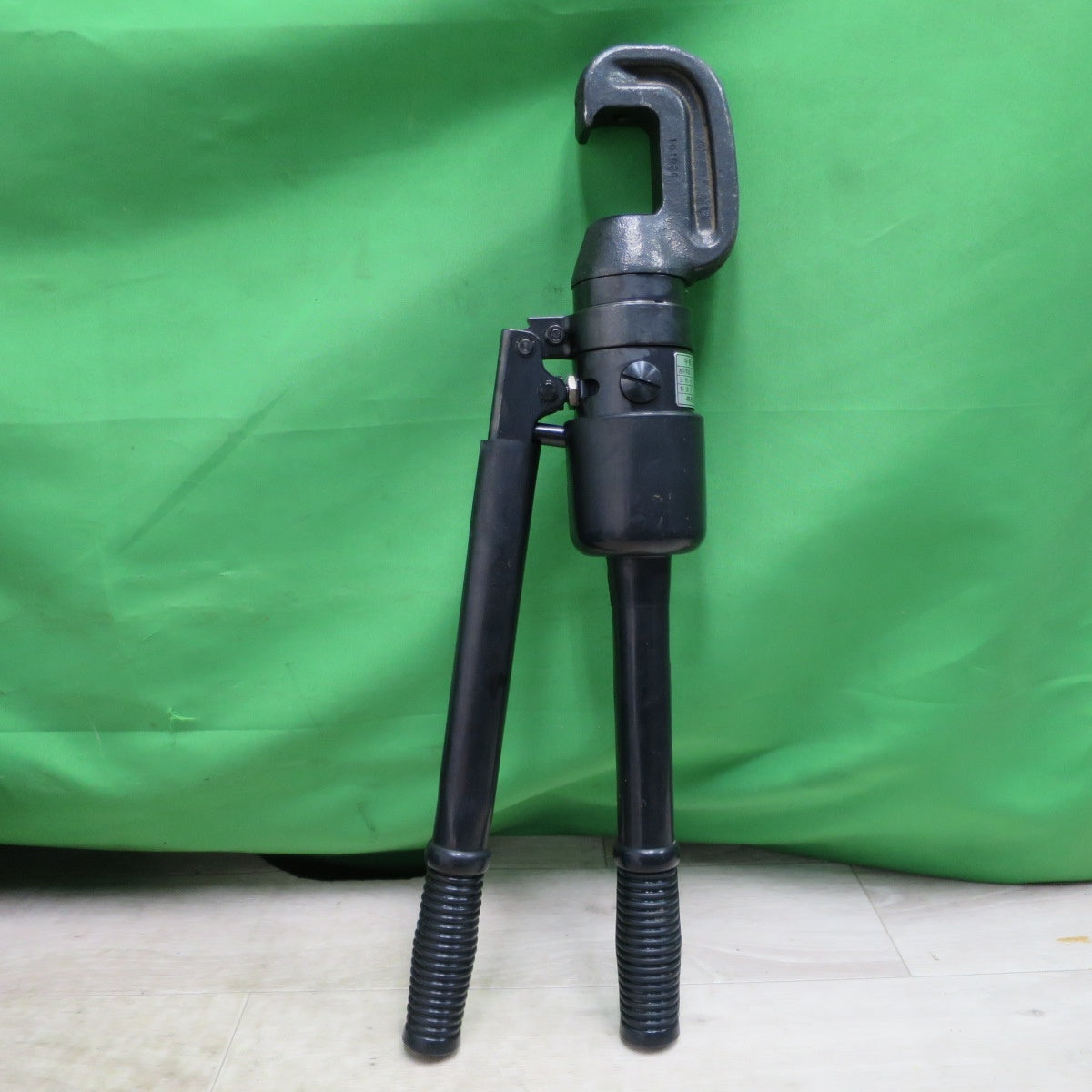 [送料無料] ☆泉精器製作所 手動 油圧式 工具 15号 ダイス 7セット 圧着 工具 イズミ☆