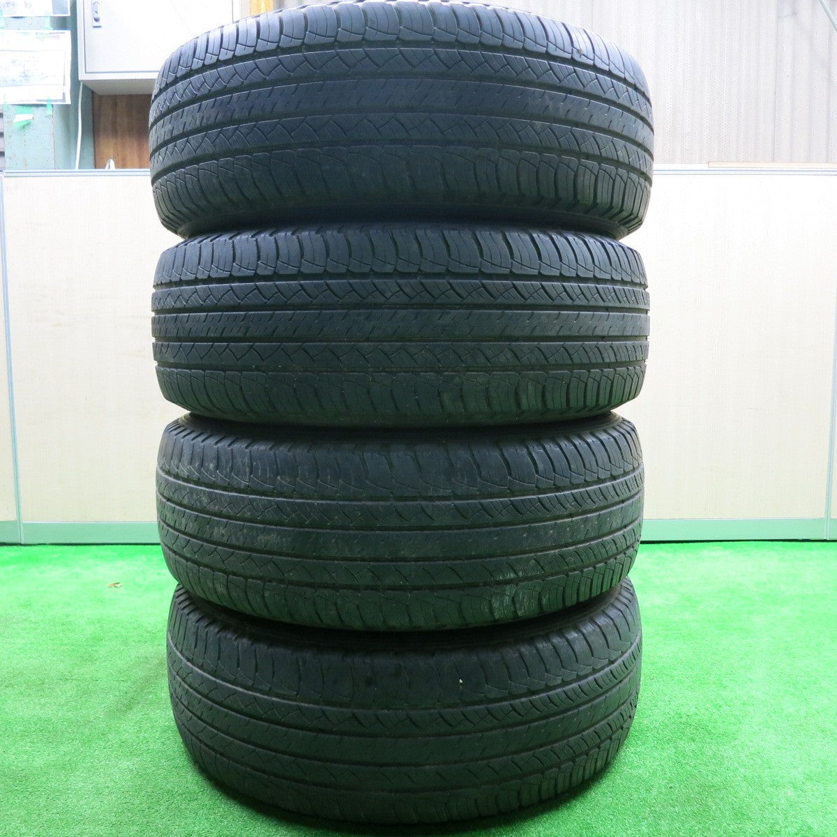 [送料無料] 4本！20年★トヨタ 150系 ランクル プラド ブラックエディション 純正 265/60R18 ミシュラン LATITUDE TOUR HP PCD139.7/6H★4091702HAノ