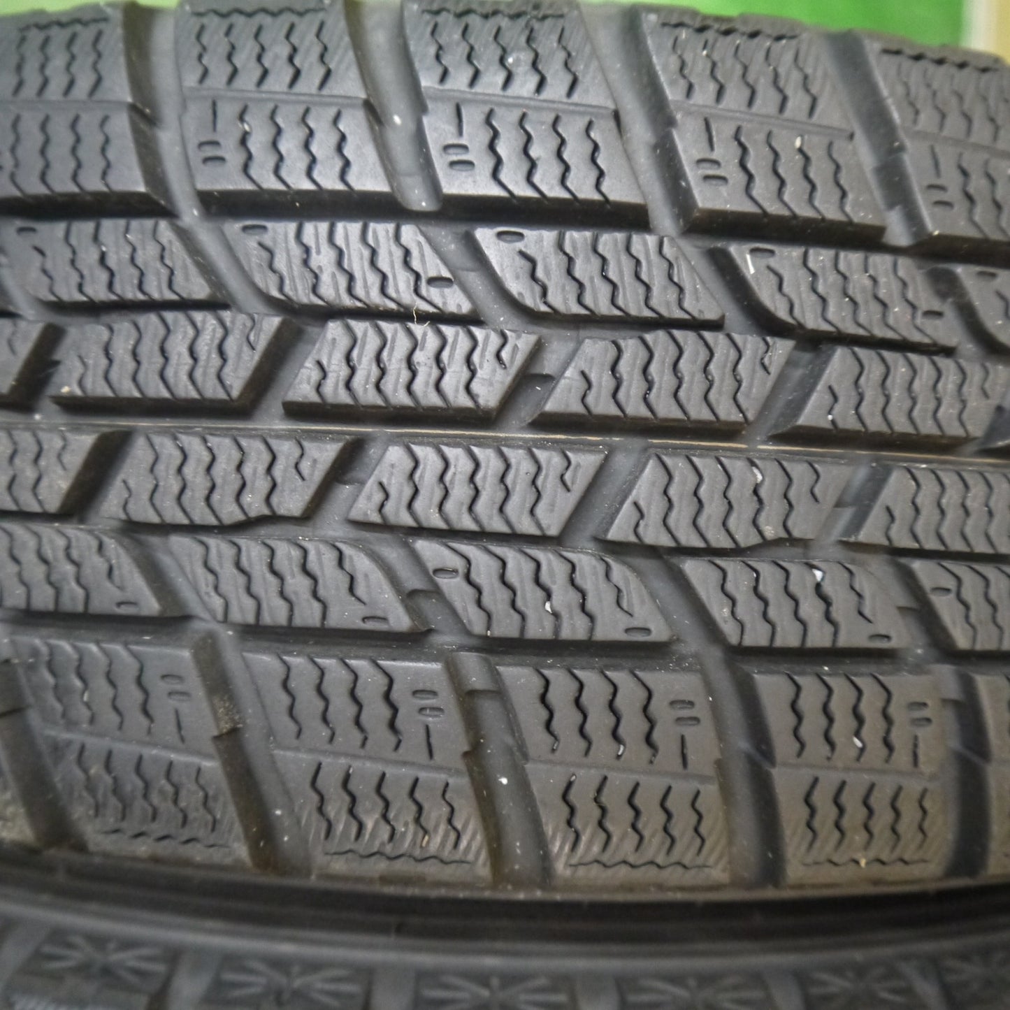ほぼ未使用！キレイ★スタッドレス 155/65R14 グッドイヤー アイスナビ6 NIRVANA NV ニルバーナ ニルヴァーナ 14インチ PCD100/4H★6041002Hス