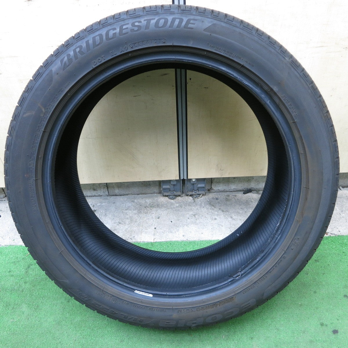 バリ溝！21年！9分！1本★255/45R20 ブリヂストン エコピア H/L 422 Plus プラス 20インチ タイヤ アウトランダー アリア エクストレイル 等★5110504ナノタ