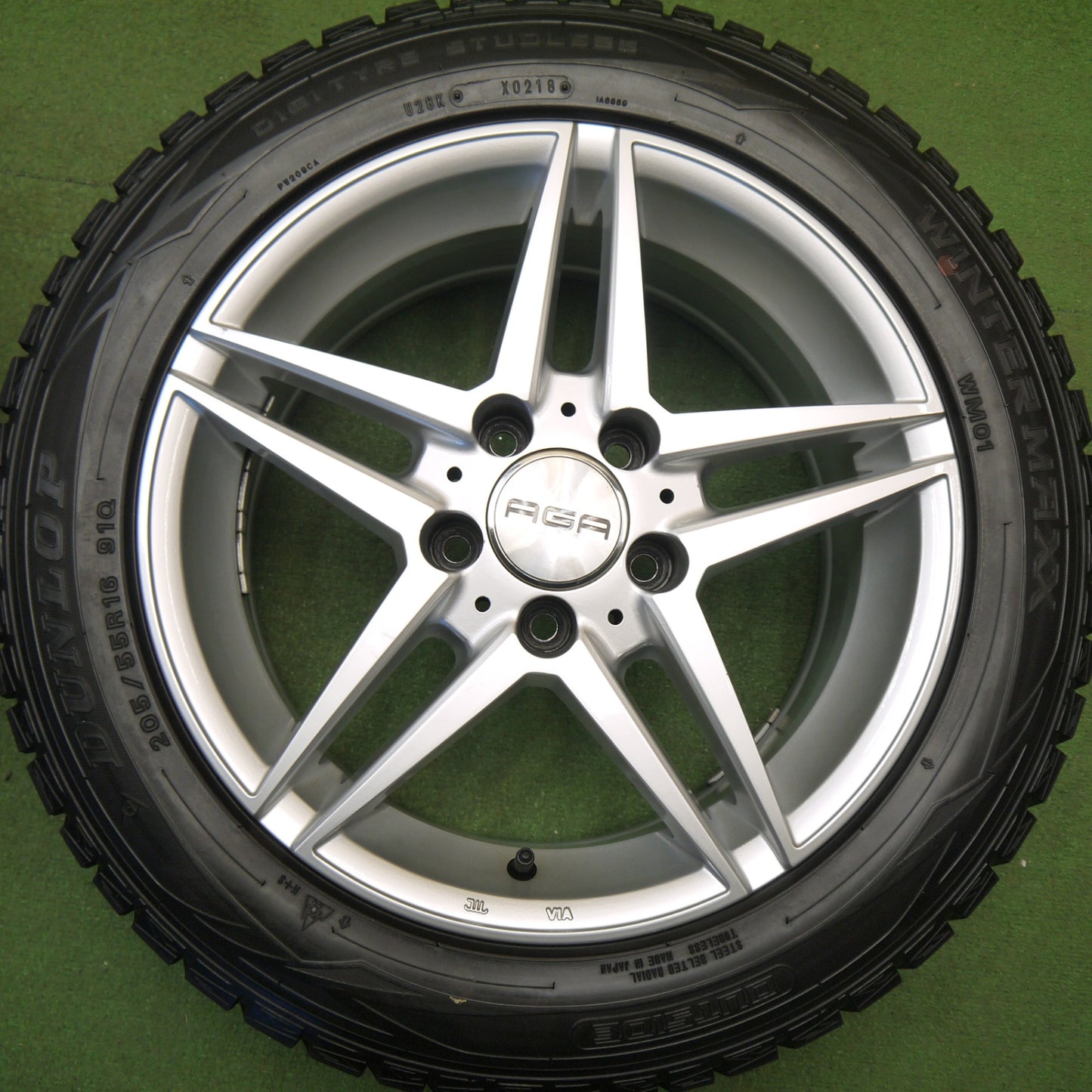 キレイ★ベンツ 等 AGA Schalf 205/55R16 スタッドレス ダンロップ ウインターマックス WM01 シャルフ 16インチ PCD112/5H★6013005Hス