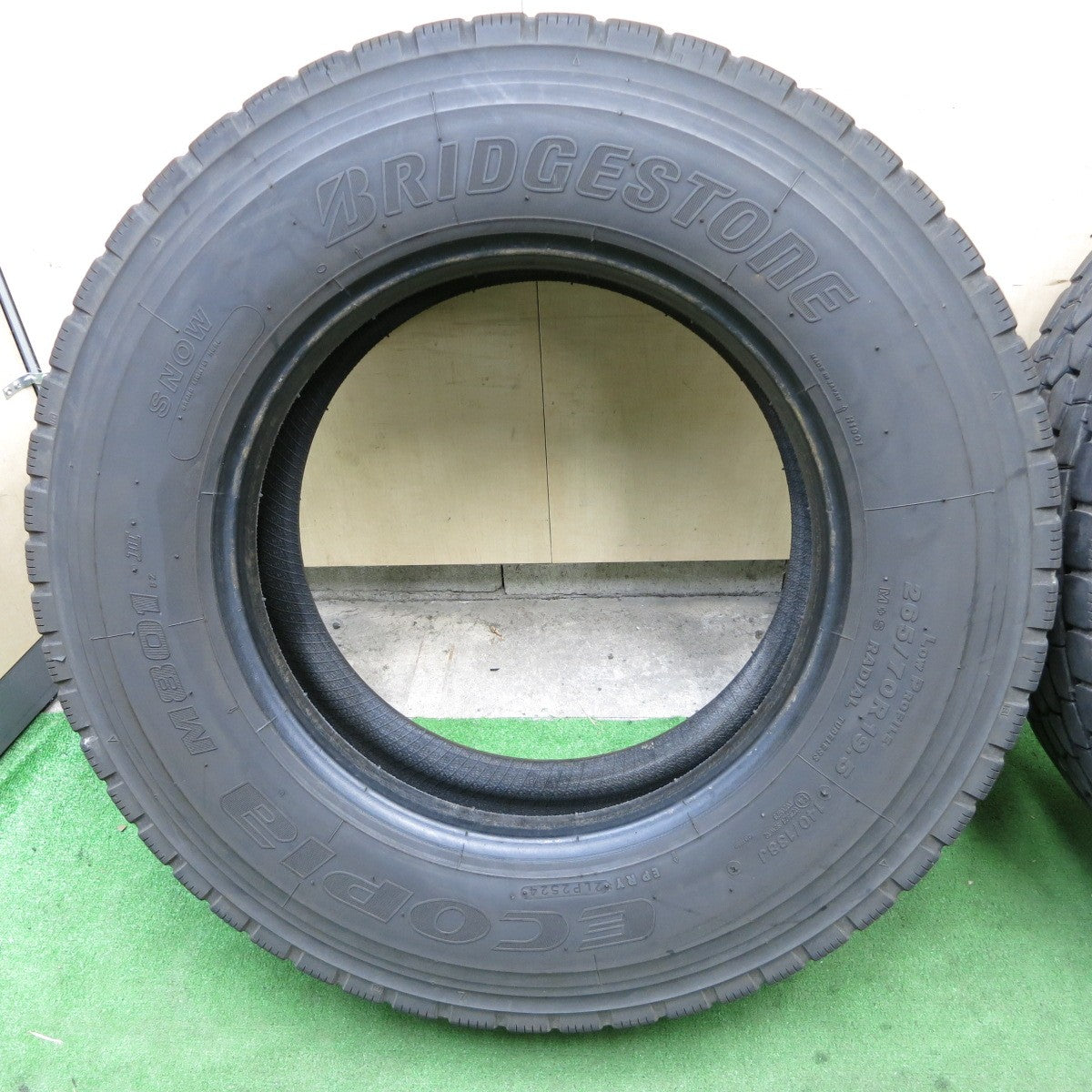 2本価格！24年★トラック タイヤ 265/70R19.5 140/138J ブリヂストン エコピア M801Ⅱ ミックス オールシーズン 19.5インチ★5122903ナスタ
