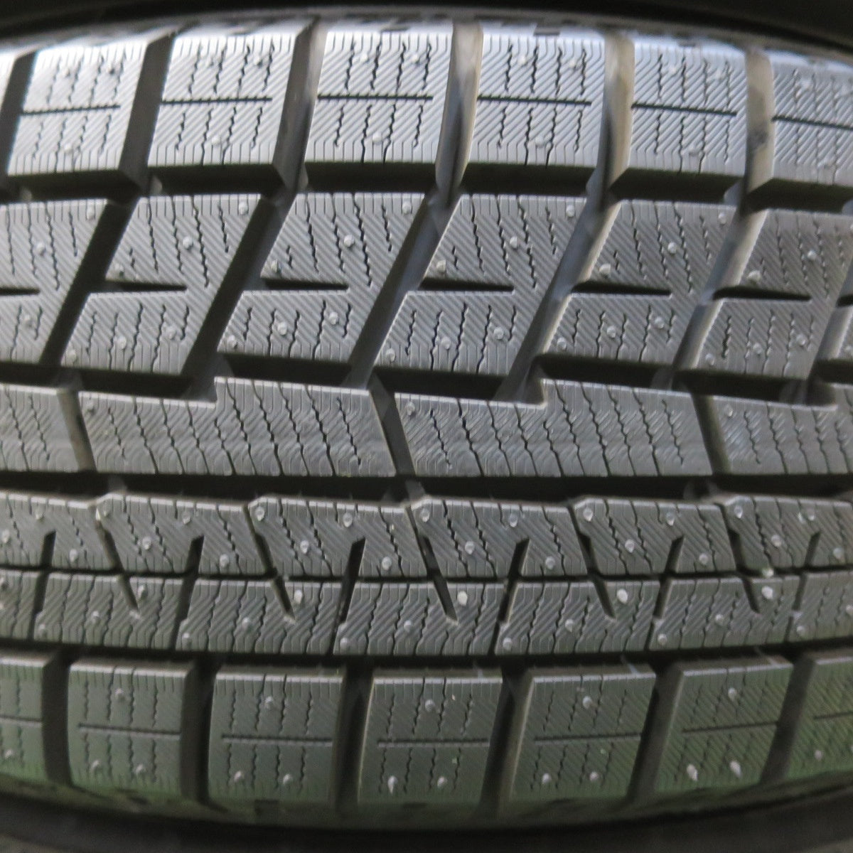 ほぼ未使用！22年！キレイ★スタッドレス 175/70R14 ヨコハマ アイスガード iG60 TIRADO Eta LA STRADA ティラード ラストラーダ 14インチ PCD100/4H★5123009イス