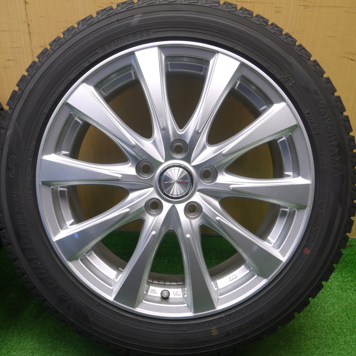 [送料無料] バリ溝！20年！キレイ！9.5分★スタッドレス 215/50R17 ヨコハマ アイスガード iG50 プラス JOKER ジョーカー 17インチ PCD114.3/5H★4103006Hス
