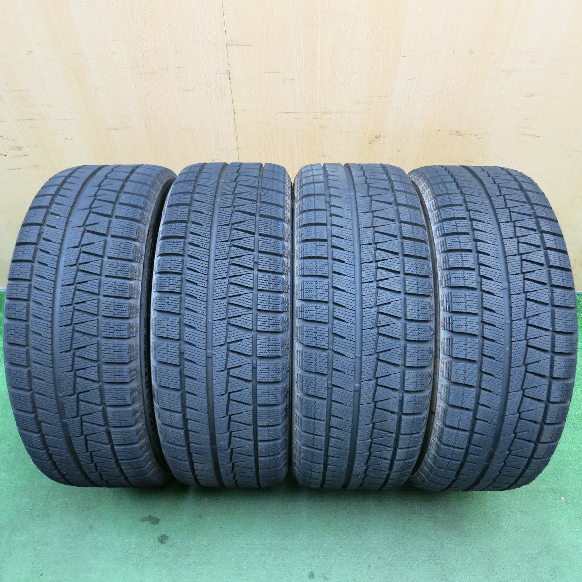 バリ溝！25年！キレイ！ほぼ10分◎スタッドレス 215/50R17 ブリヂストン アイスパートナー2 BALMINUM TR10 バルミナ 17インチ PCD114.3/5H◎6070512HAス