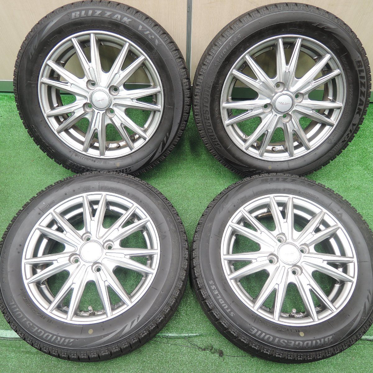 キレイ！★スタッドレス 155/65R14 ブリヂストン ブリザック VRX VELVA KEVIN ヴェルヴァ ケビン 14インチ PCD100/4★3102405TNス