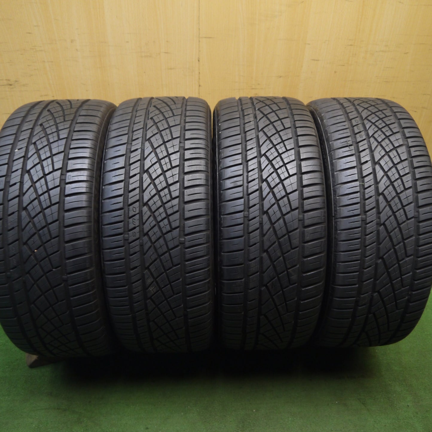 バリ溝！9.5分★LEXANI 245/40R20 コンチネンタル エクストリームコンタクト DWS06 レクサーニ レグザーニ 20インチ PCD114.3/5H★5070904Hノ