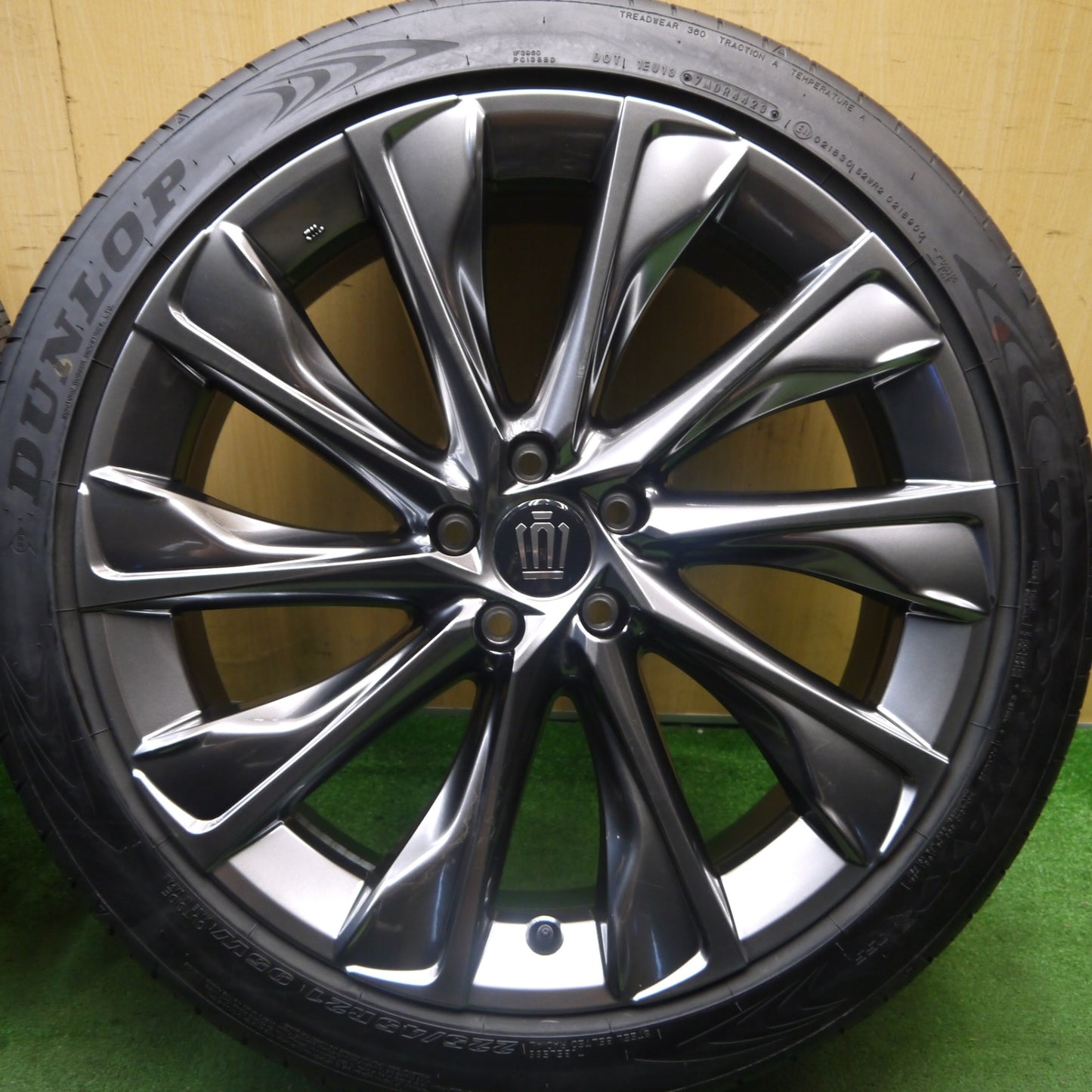バリ溝！23年！キレイ！ほぼ10分★トヨタ クラウン クロスオーバー 純正 225/45R21 ダンロップ SPスポーツマックス 055 21インチ PCD114.3/5H★5073006Hノ