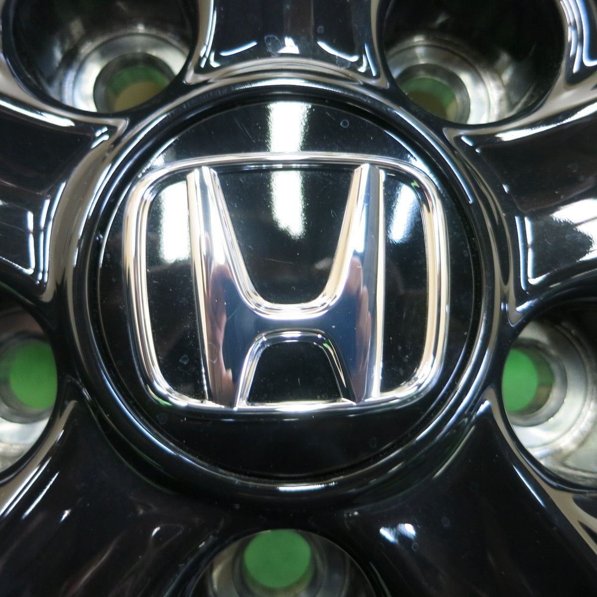 *送料無料* 新車外し！24年★ホンダ ZR-V 純正 225/55R18 ヨコハマ アドバン dB V552 18インチ PCD114.3/5H ZRV★4042905イノ