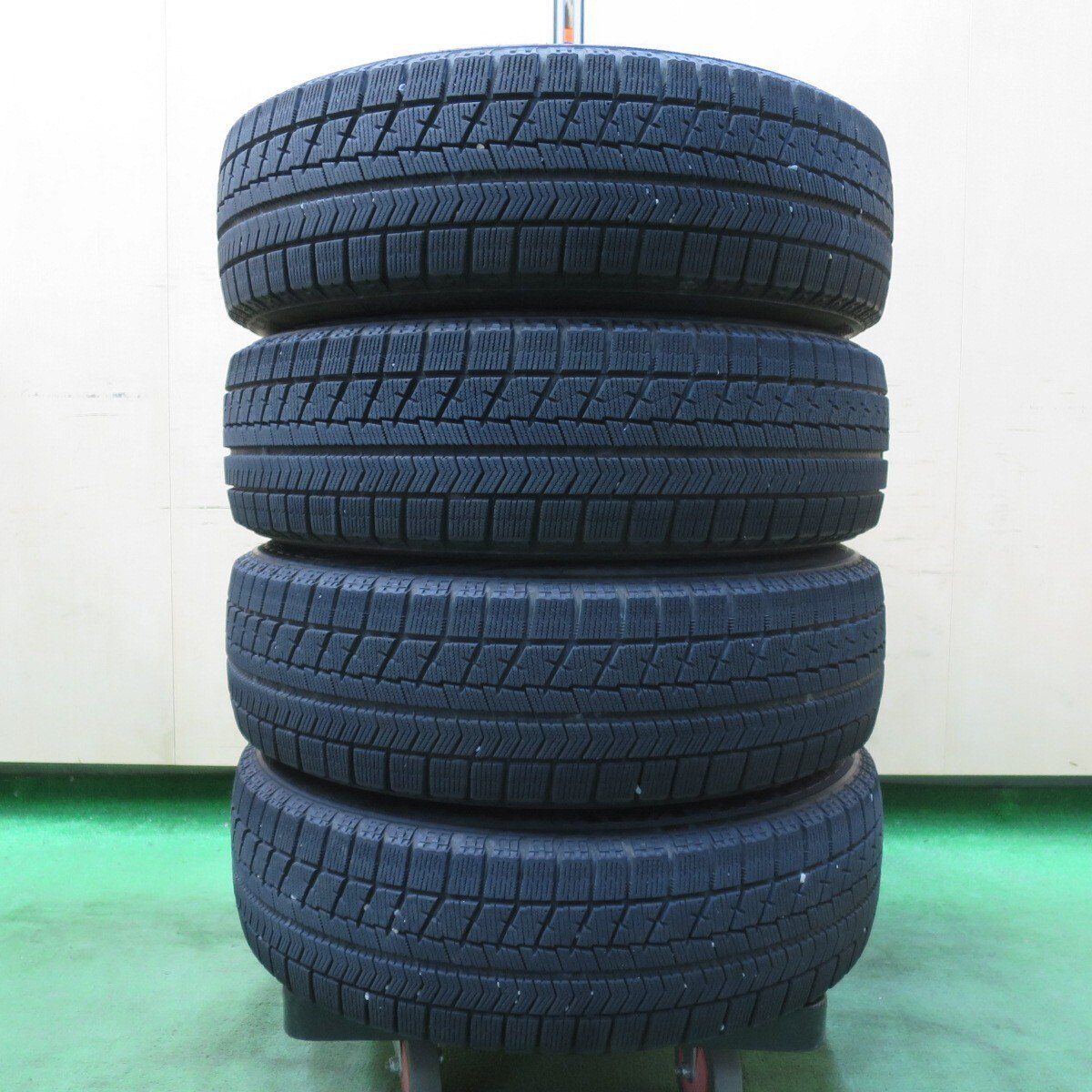 4本価格★スタッドレス 175/65R15 ブリヂストン ブリザック VRX TEAD テッド 15インチ PCD100/4H★5031410イス