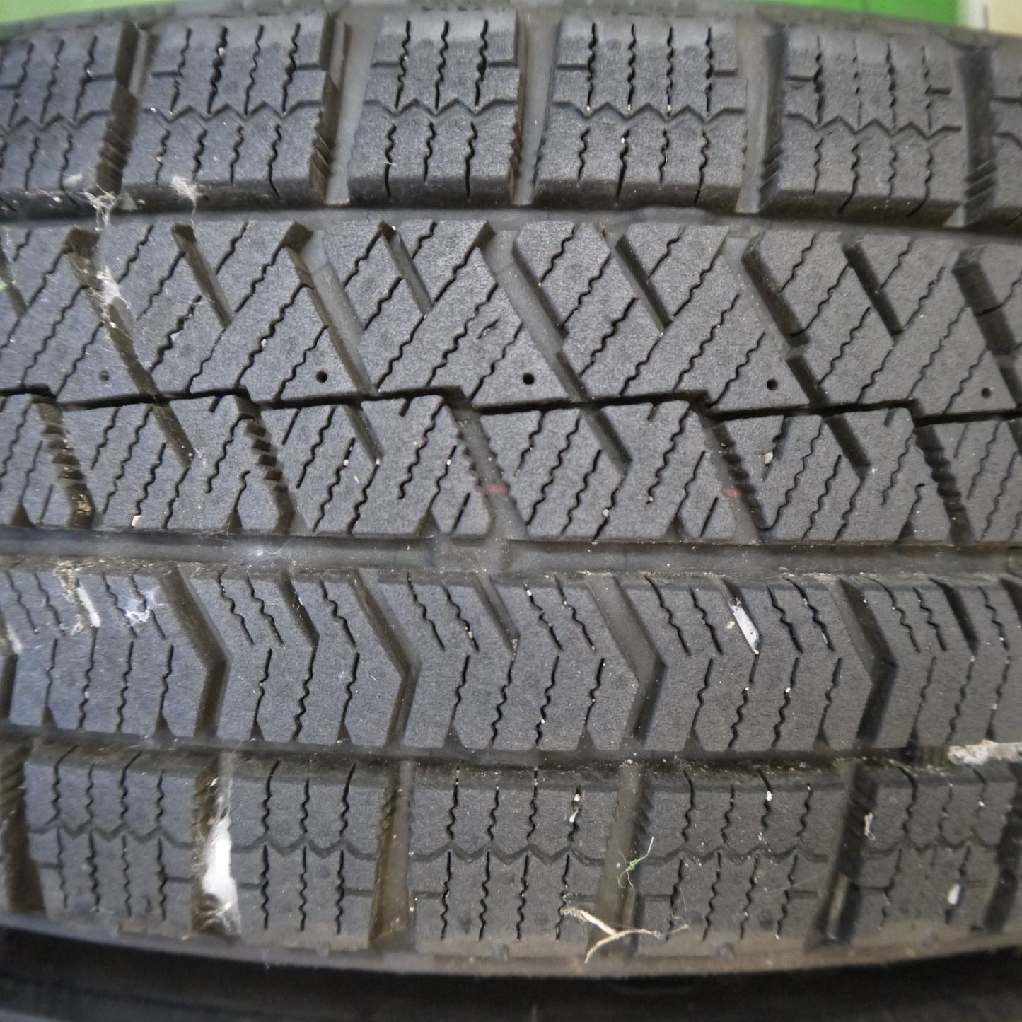 超バリ溝！24年！ほぼ10分◎スズキ エブリィ ワゴン 純正 155/65R14 スタッドレス ブリヂストン ブリザック VRX2 14インチ PCD100/4H◎6072402Hス