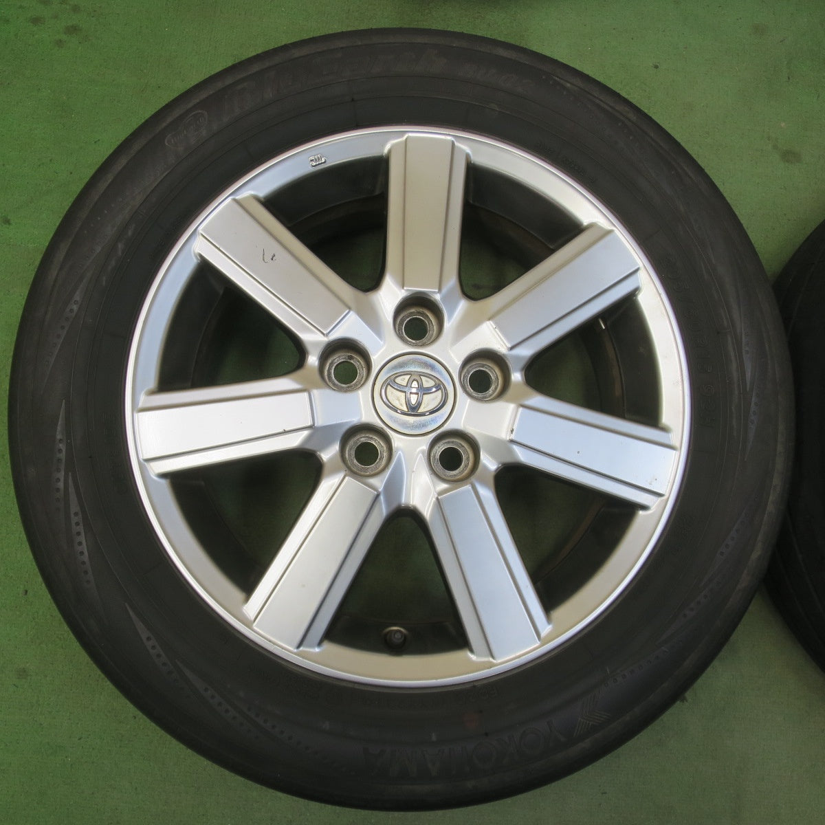 4本価格★トヨタ 70系 ノア ヴォクシー 純正 205/60R16 ヨコハマ ブルーアース RV-02 ダンロップ エナセーブ EC204 16インチ PCD114.3/5H★6032412イノ
