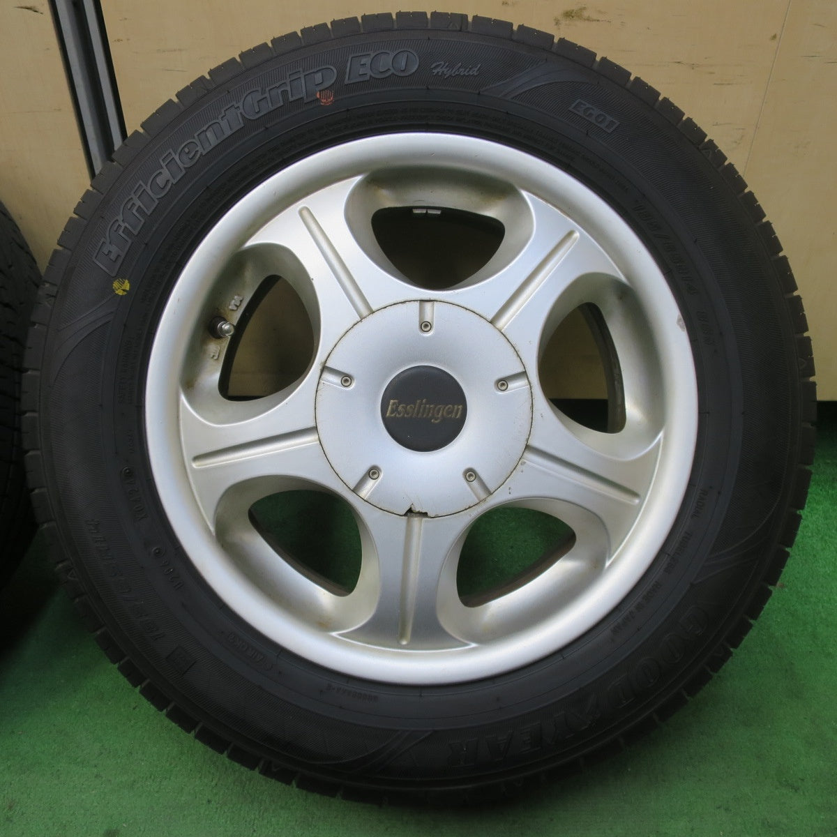 バリ溝！24年！9.5分以上★185/65R14 グッドイヤー EfficientGrip ECO hybrid EG01 Esslingen 14インチ PCD100 114.3/4H マルチ★5061303イノ
