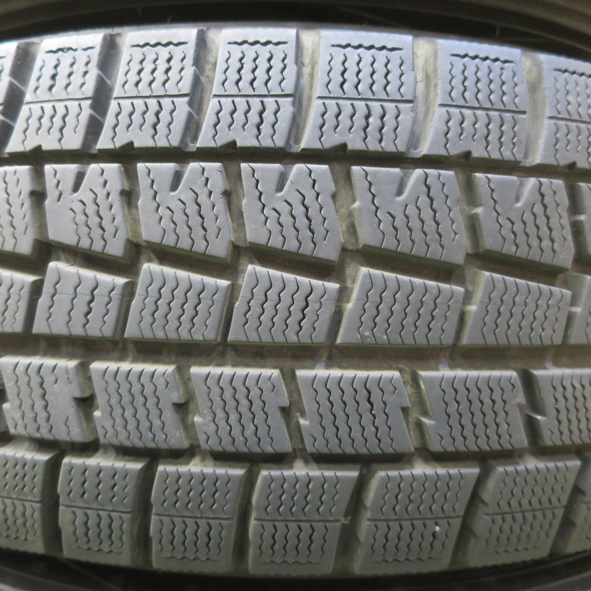 バリ溝！9分★トヨタ イプサム 純正 205/65R15 スタッドレス ダンロップ ウインターマックス WM01 15インチ PCD114.3/5H★6051008イス