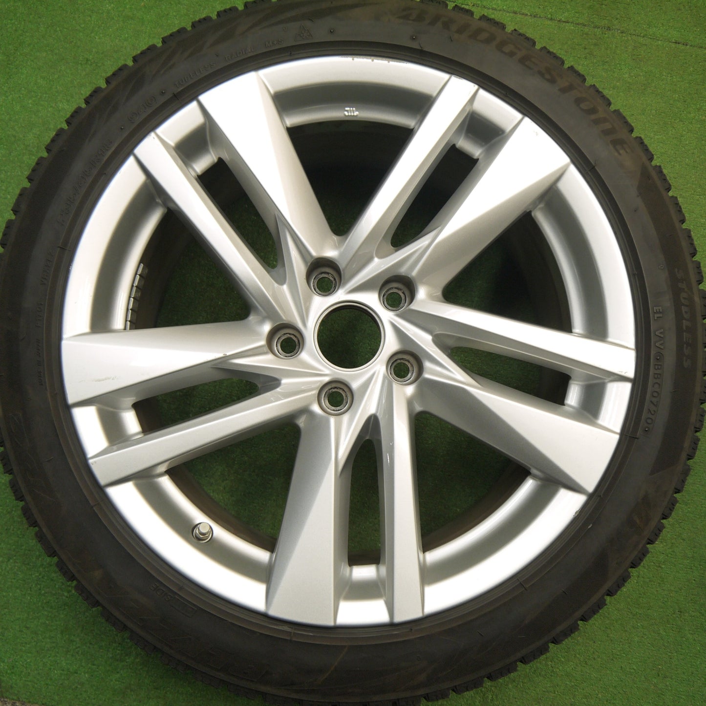 センサー付★レクサス 30系 IS 300h 純正 235/45R18 スタッドレス ブリヂストン ブリザック VRX2 18インチ PCD114.3/5H★5120507Hス