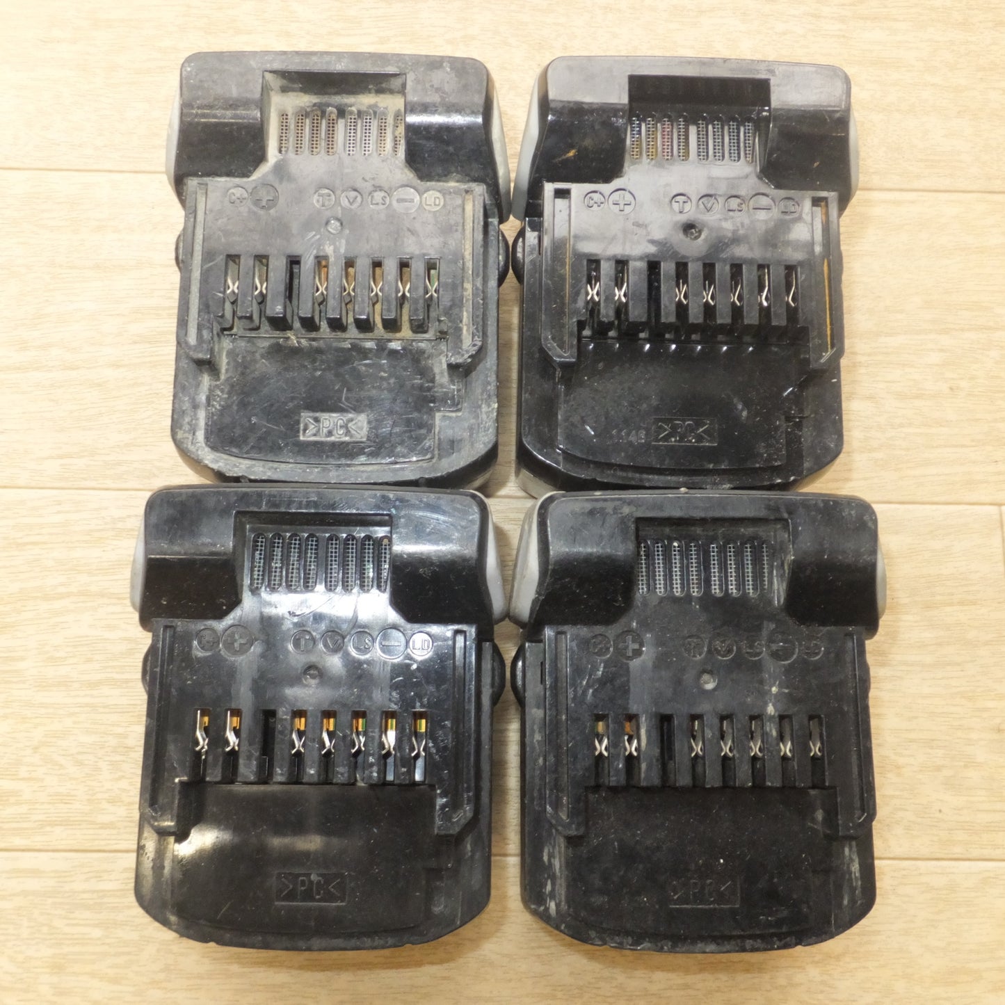 [送料無料] ★日立 HITACHI 蓄電池 BSL1430　DC14.4V 3.0Ah 44Wh Li-ion　4個 セット★