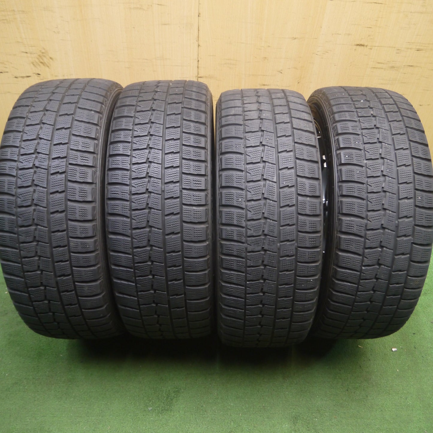 *送料無料* バリ溝！キレイ！8.5分★Carlsson CR 1/11 EVO 225/45R17 スタッドレス ダンロップ ウインターマックス WM01 カールソン PCD112/5H★4032601Hス