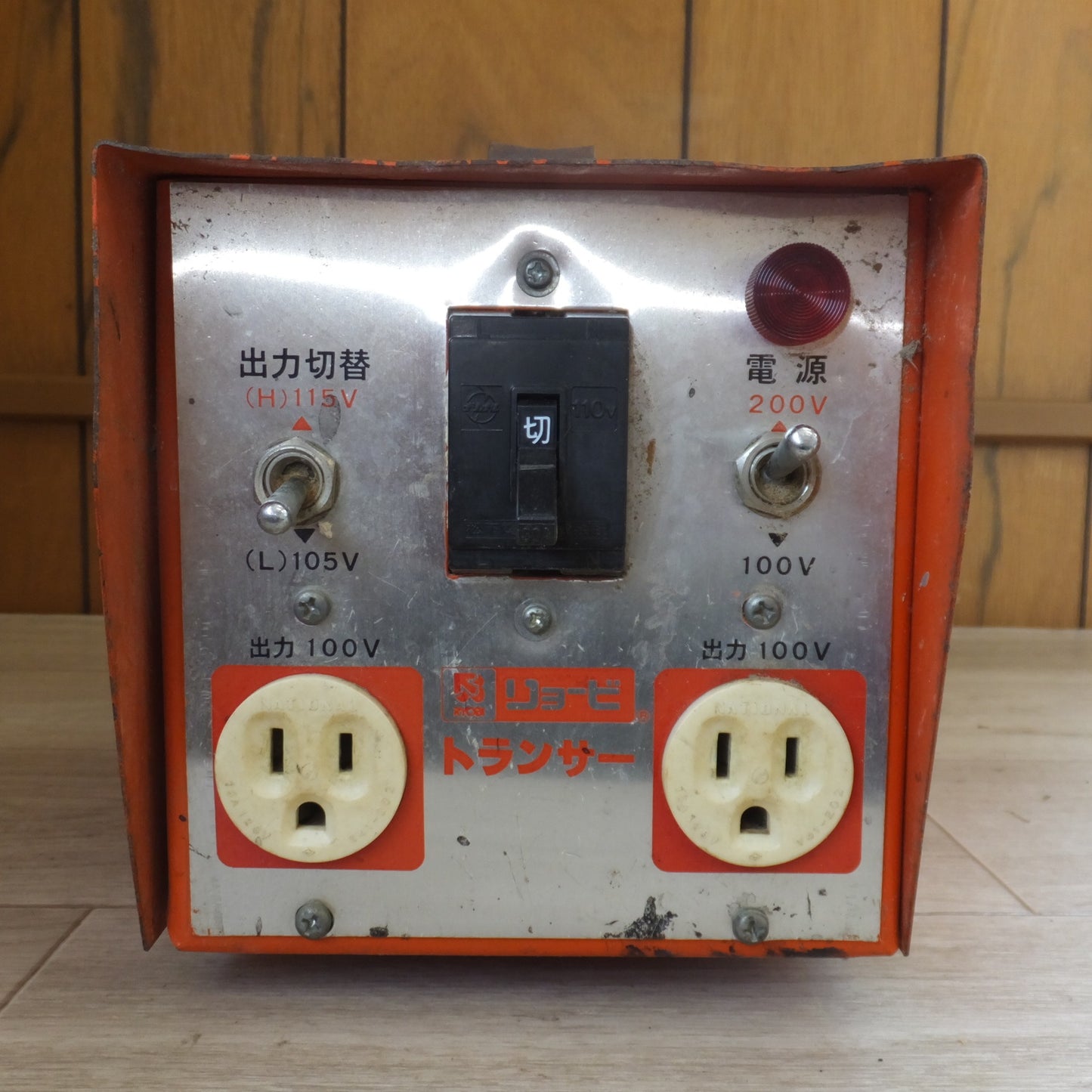[送料無料] ★リョービ RYOBI トランサー T-31　200V→100V 50/60Hz KVA3★