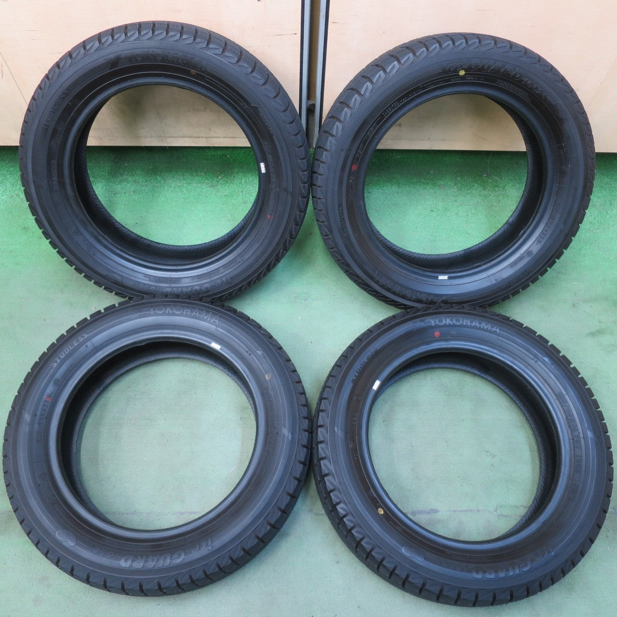 ほぼ未使用！25年★スタッドレス 155/65R14 ヨコハマ アイスガード iG52C タイヤ 14インチ N-BOX N-WGN タント ムーブ スペーシア 等★6071407イスタ