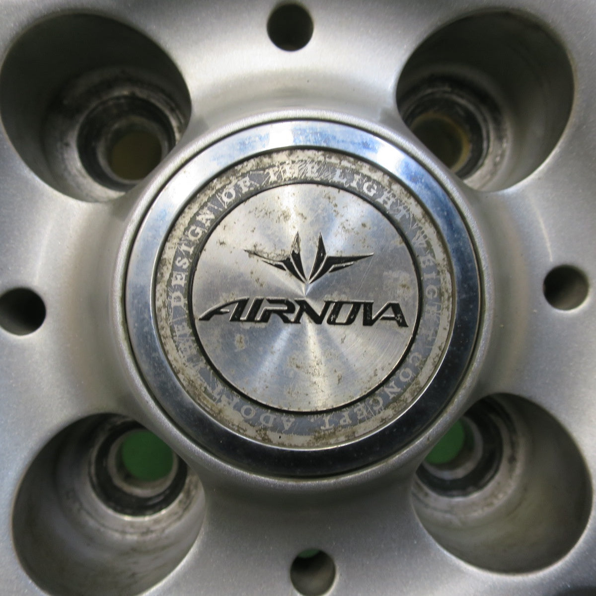バリ溝！24年！9.5分★スタッドレス 175/65R15 ブリヂストン ブリザック VRX3 AIRNOVA SA10 エアノヴァ 15インチ PCD100/4H★5112411イス