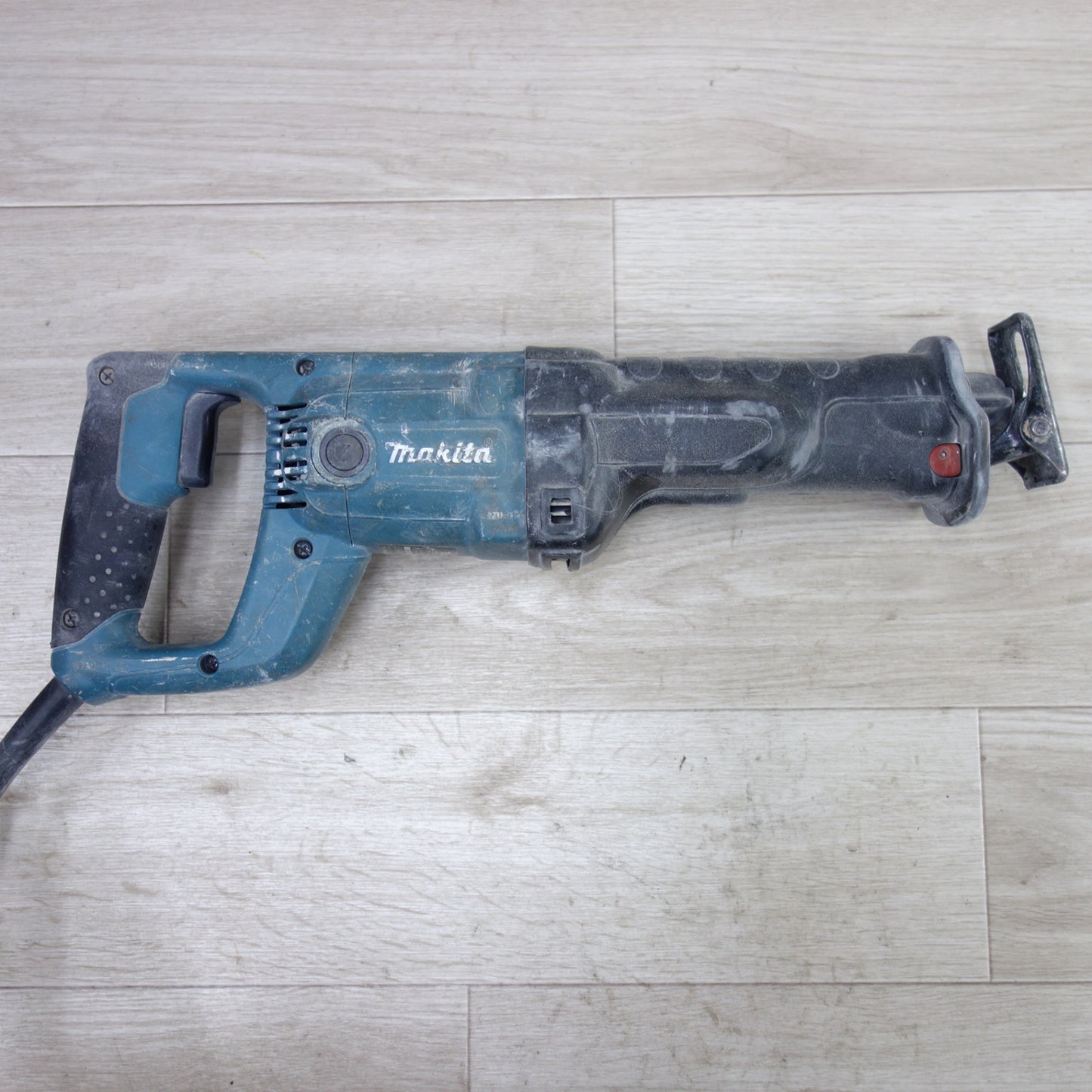 [送料無料] ◆マキタ レシプロソー JR3050T セーバソー 無段変速 切断機 電動 工具 50/60Hz セーバーソー makita◆