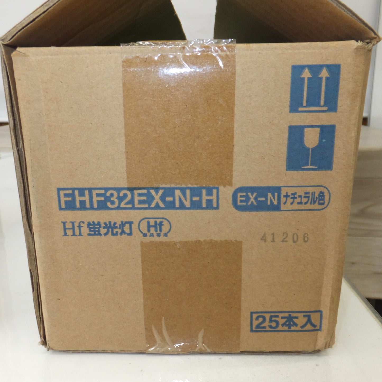 [送料無料] 岐阜発 未使用★パナソニック Panasonic Hf蛍光灯 Natural 昼白色 FHF32EX-N-H 32ワット Hf器具専用 25本入 1箱★