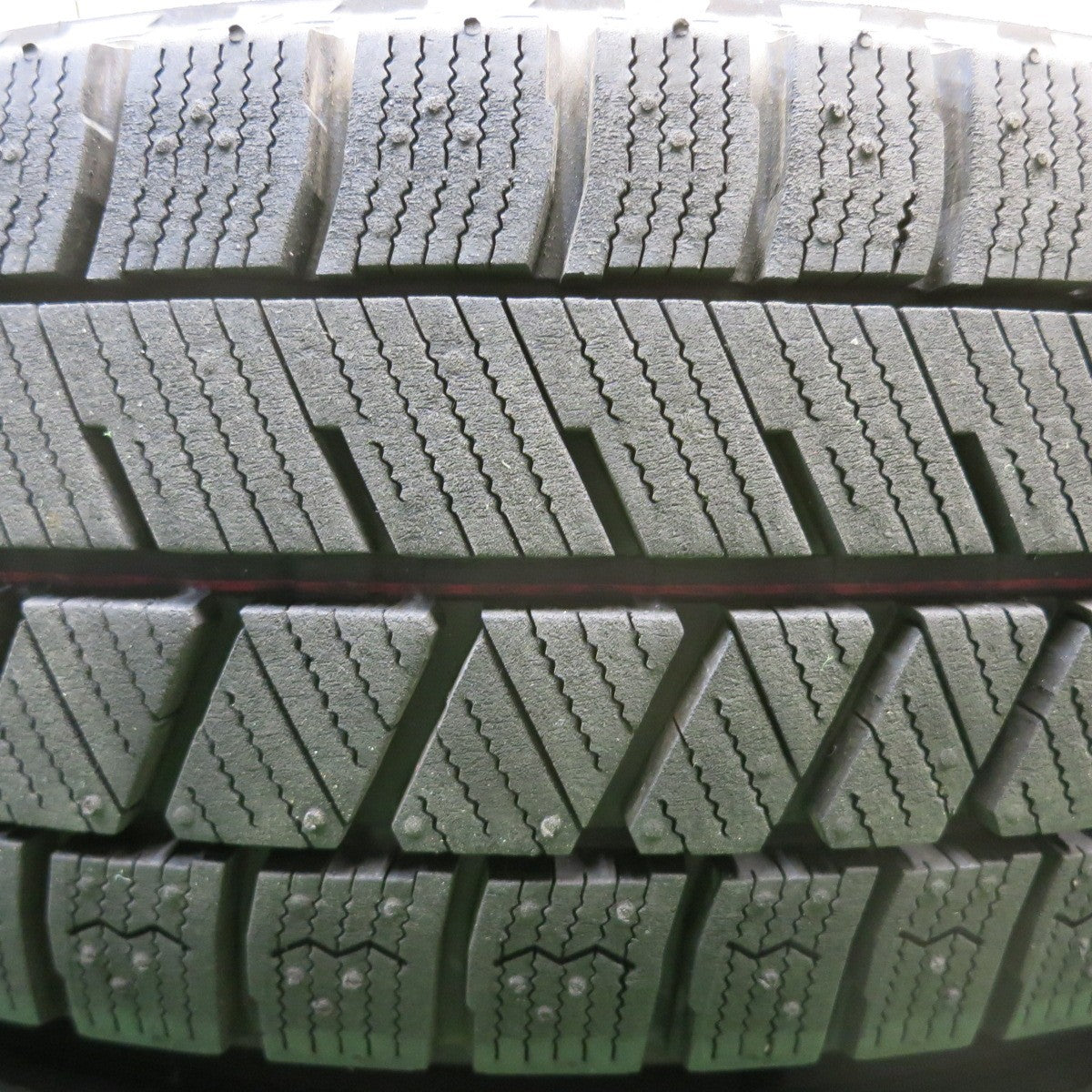 バリ溝！24年！キレイ！9.5分★スタッドレス 155/65R14 ブリヂストン ブリザック VRX3 ENERGY LINE エナジーライン 14インチ PCD100/4H★5113010HAス