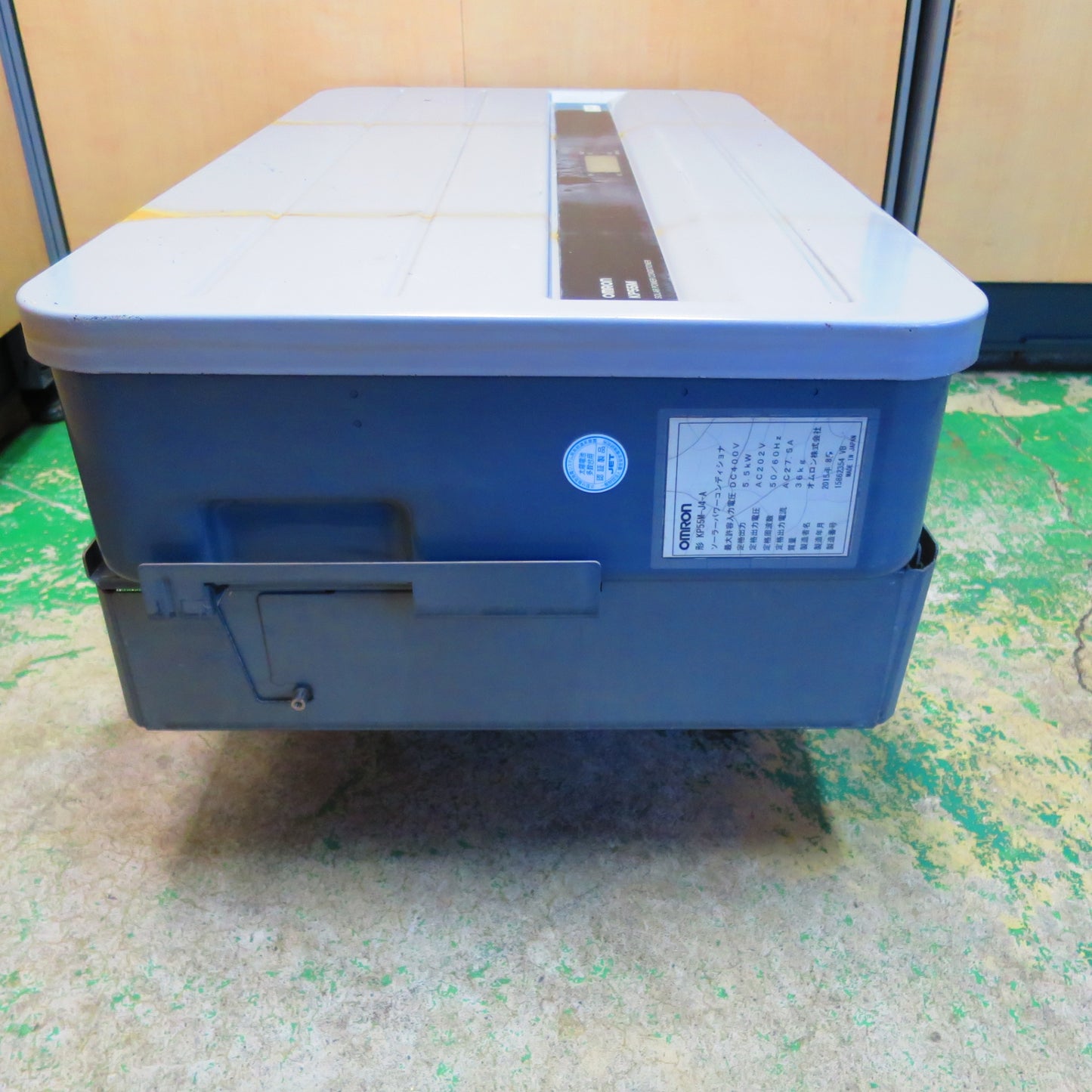 [送料無料] ☆オムロン ソーラー パワーコンディショナー KP55M SOLAR FRONTIER☆