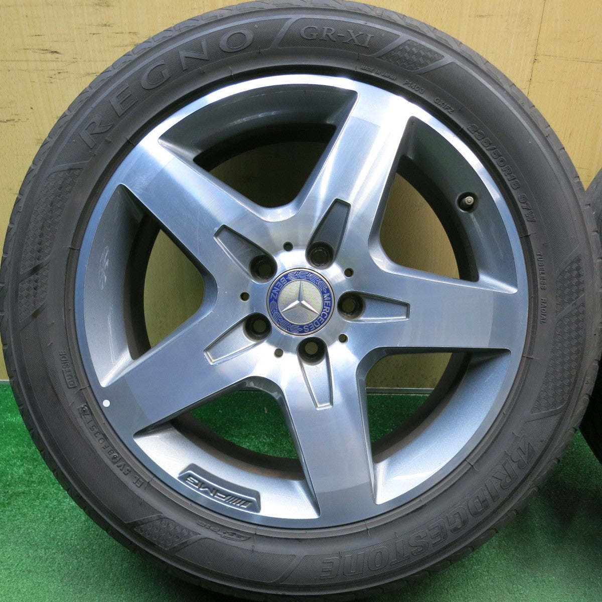 4本価格★ベンツ GLAクラス X156 純正 AMG 235/50R18 ブリヂストン レグノ GR-XI 18インチ PCD112/5H★6022301HAノ
