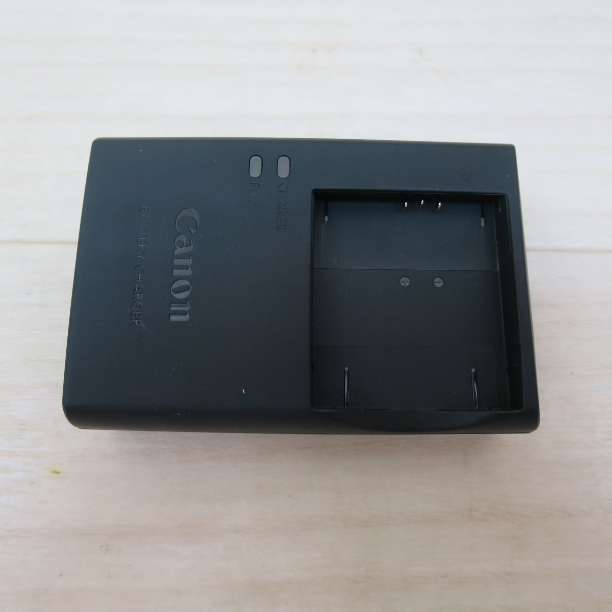 キレイ☆Canon キャノン コンパクト デジタル カメラ HD IXY180 SL 8x 28mm WIDE 20.0 MEGA PIXELS デジカメ☆ [送料無料]