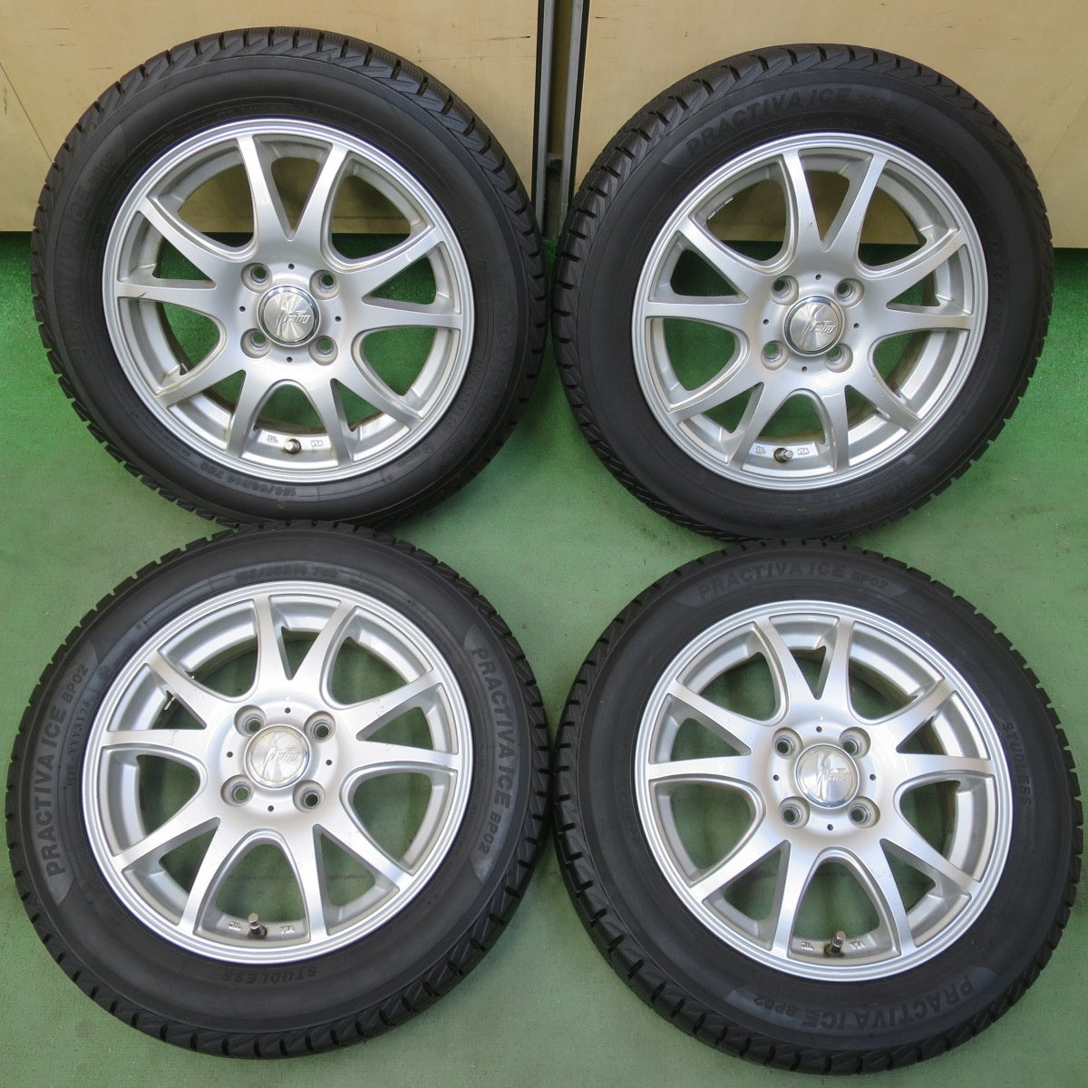 バリ溝！24年！9.5分◎スタッドレス 155/65R14 プラクティバ アイス BP02 ヨコハマ Fang ファング 14インチ PCD100/4H◎6070804イス