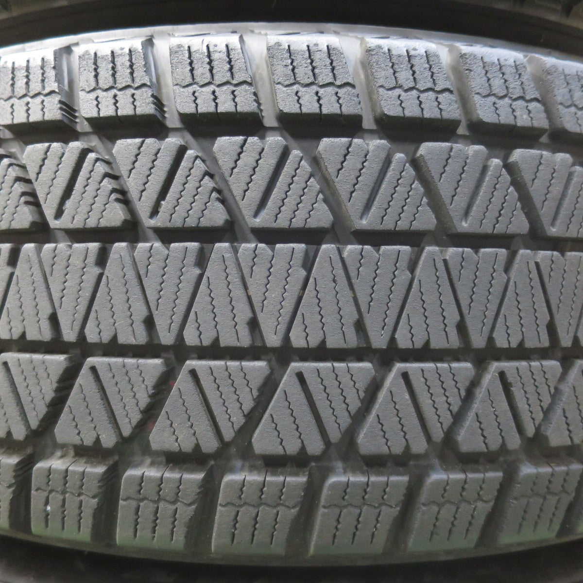 バリ溝！キレイ！9.5分★マツダ CX-5 純正 225/65R17 スタッドレス ブリヂストン ブリザック DM-V3 CX5 17インチ PCD114.3/5H★6021703イス