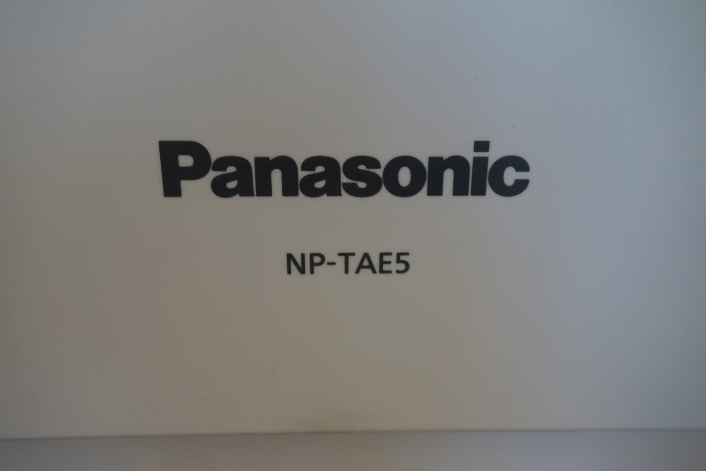 [送料無料] ☆Panasonic 電気 食器 洗い 乾燥機 NP-TAE5-W パナソニック 食洗器 食器洗い機 家庭用 100V 現状品☆