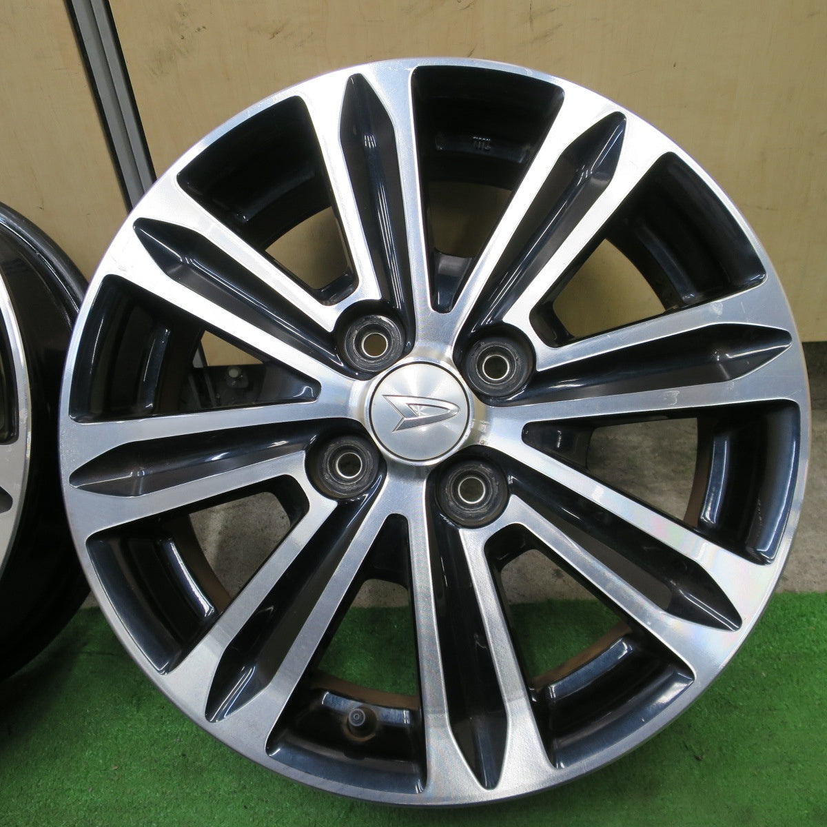 4本価格★ダイハツ タント カスタム 純正 ホイール 15インチ 15×4.5J PCD100/4H★6042005NGホ