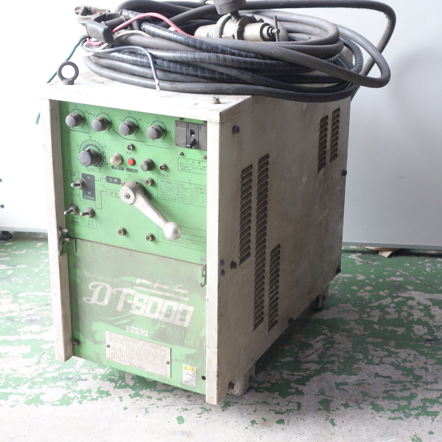 [送料無料] ◆ダイヘン TIG/手溶接 兼用 エアプラズマ 切断機 DT-6000 200V エアー 三相 単相 現状品◆