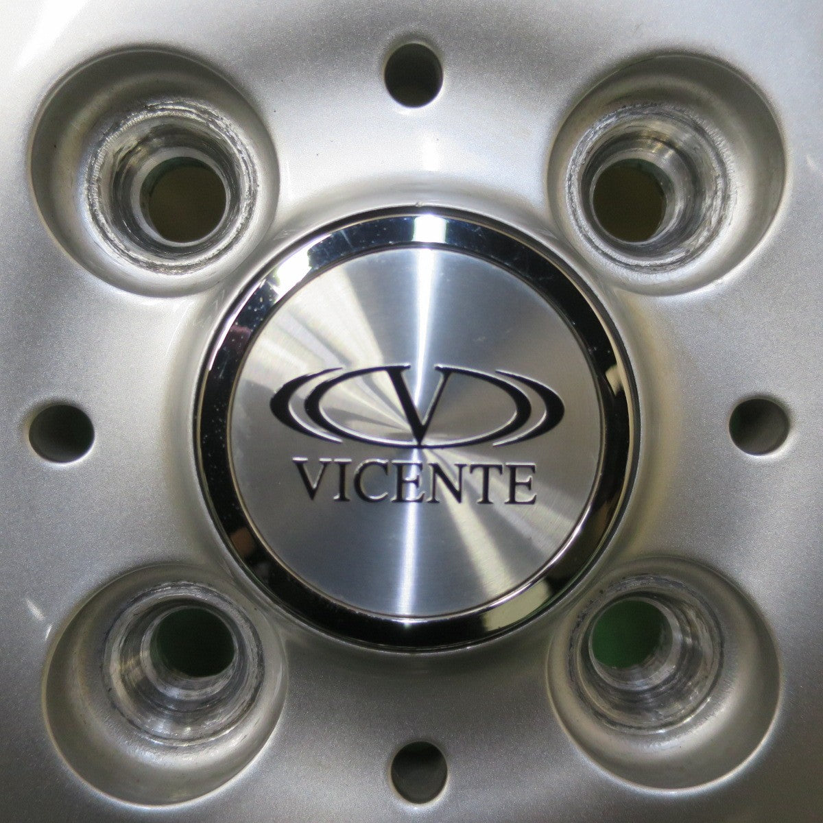 バリ溝！キレイ！9.5分★スタッドレス 145/80R12 80/78N ダンロップ ウインターマックス SV01 VICENTE-04 CA ヴィセンテ 12インチ PCD100/4H★5060902イス