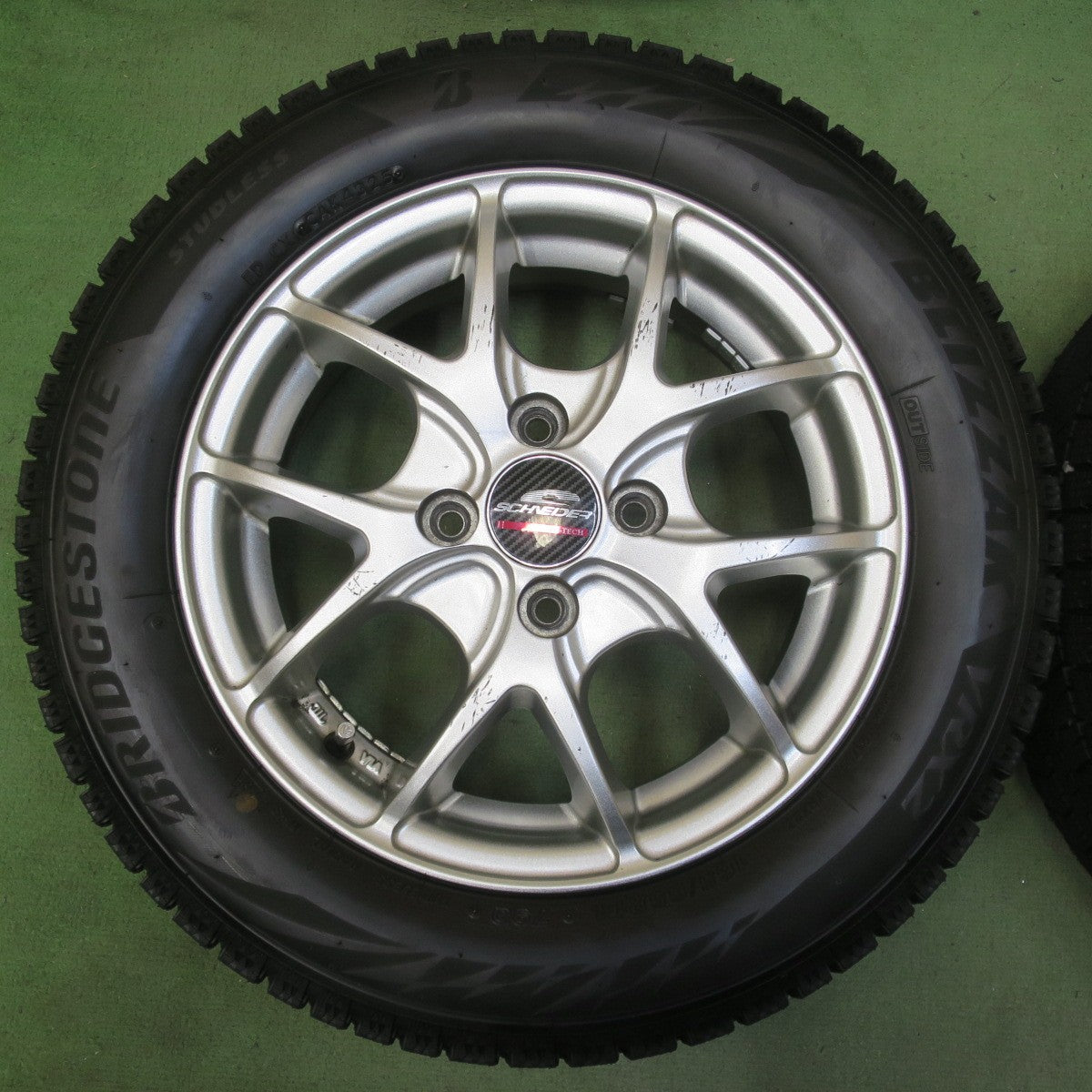 バリ溝！25年！ほぼ10分◎スタッドレス 165/65R14 ブリヂストン ブリザック VRX2 SCHNEIDER シュナイダー 14インチ ハスラー ソリオ 等 PCD100/4H◎6071503イス