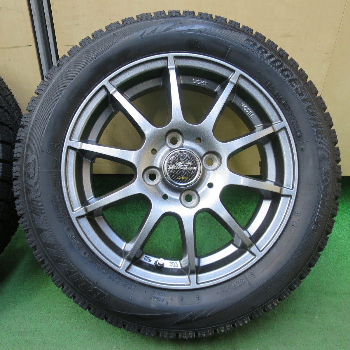 未使用！21年！キレイ★スタッドレス 155/65R14 ブリヂストン ブリザック VRX SCHNEIDER シュナイダー 14インチ PCD100/4H★5101608イス