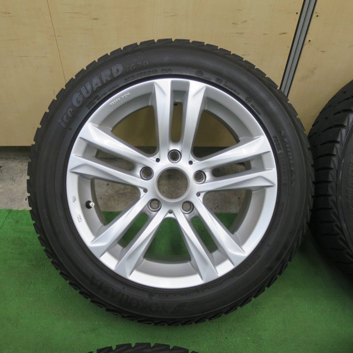 キレイ★BMW 等 MAK BIMMER 205/55R16 スタッドレス ヨコハマ アイスガード iG30 16インチ ビマー PCD120/5H★6022106TTス