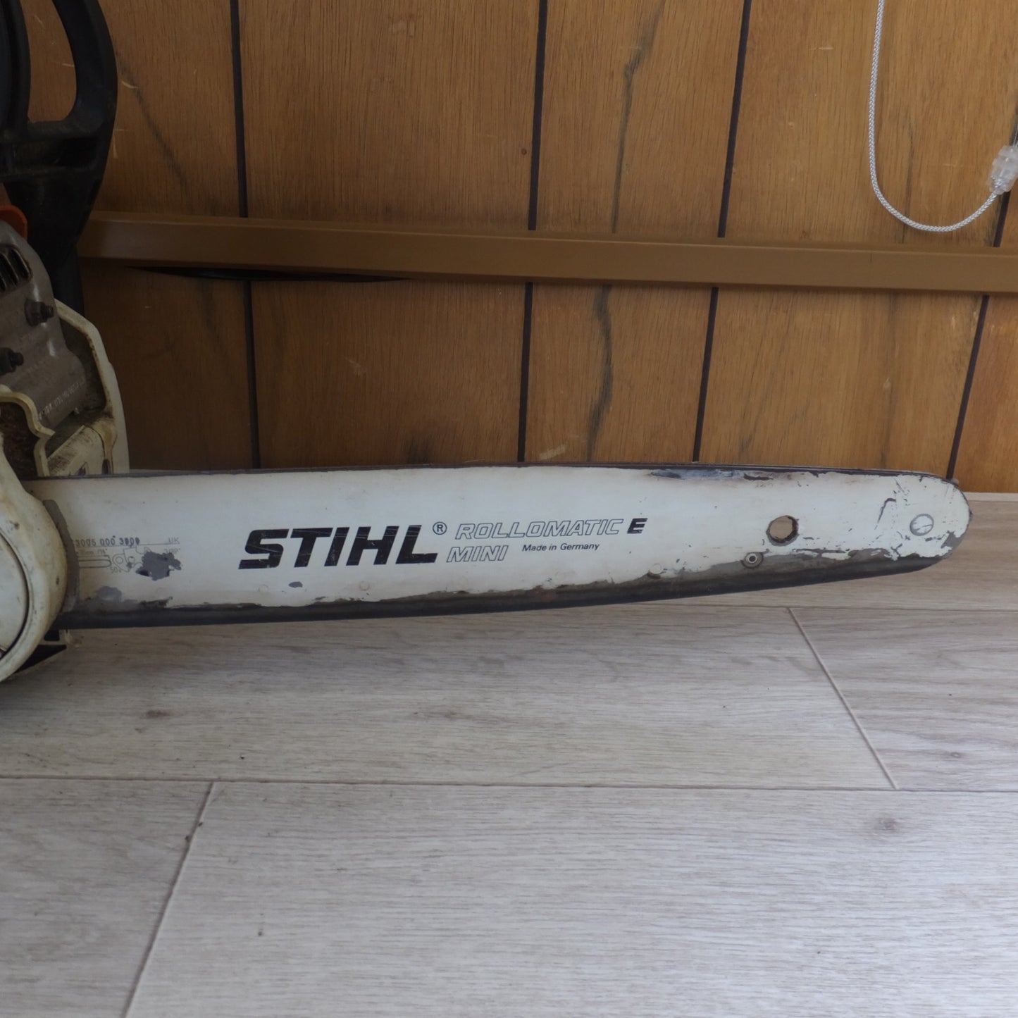 [送料無料] 岐阜発★スチール STIHL エンジンチェーンソー MS180C-BE 刃なし　3軸合成値 7.6m/s2　LWA 112dB★