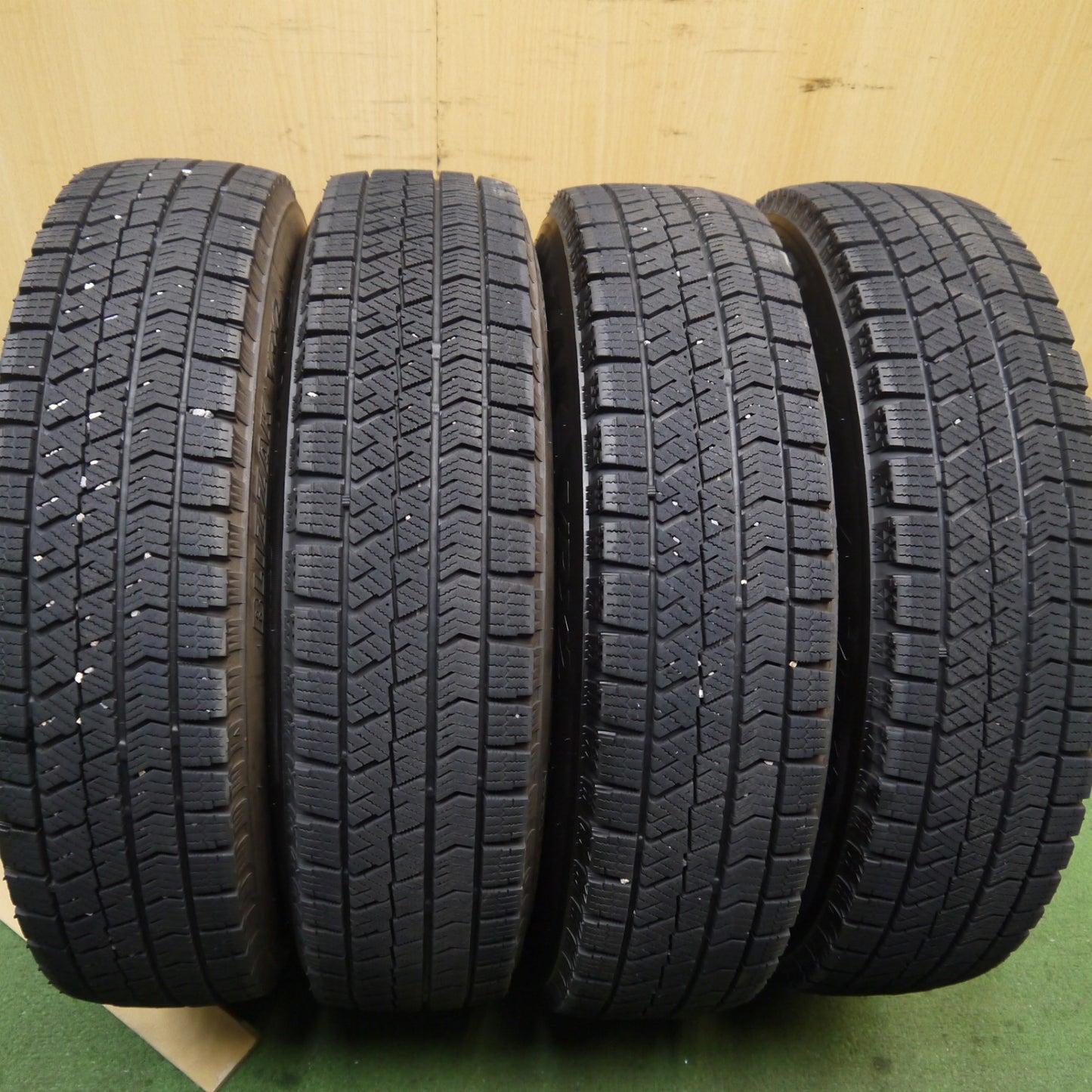 4本価格！22年★スタッドレス 145/80R13 ブリヂストン ブリザック VRX2 VIOLENTO JS ヴィオレント 13インチ PCD100/4H★5090101Hス