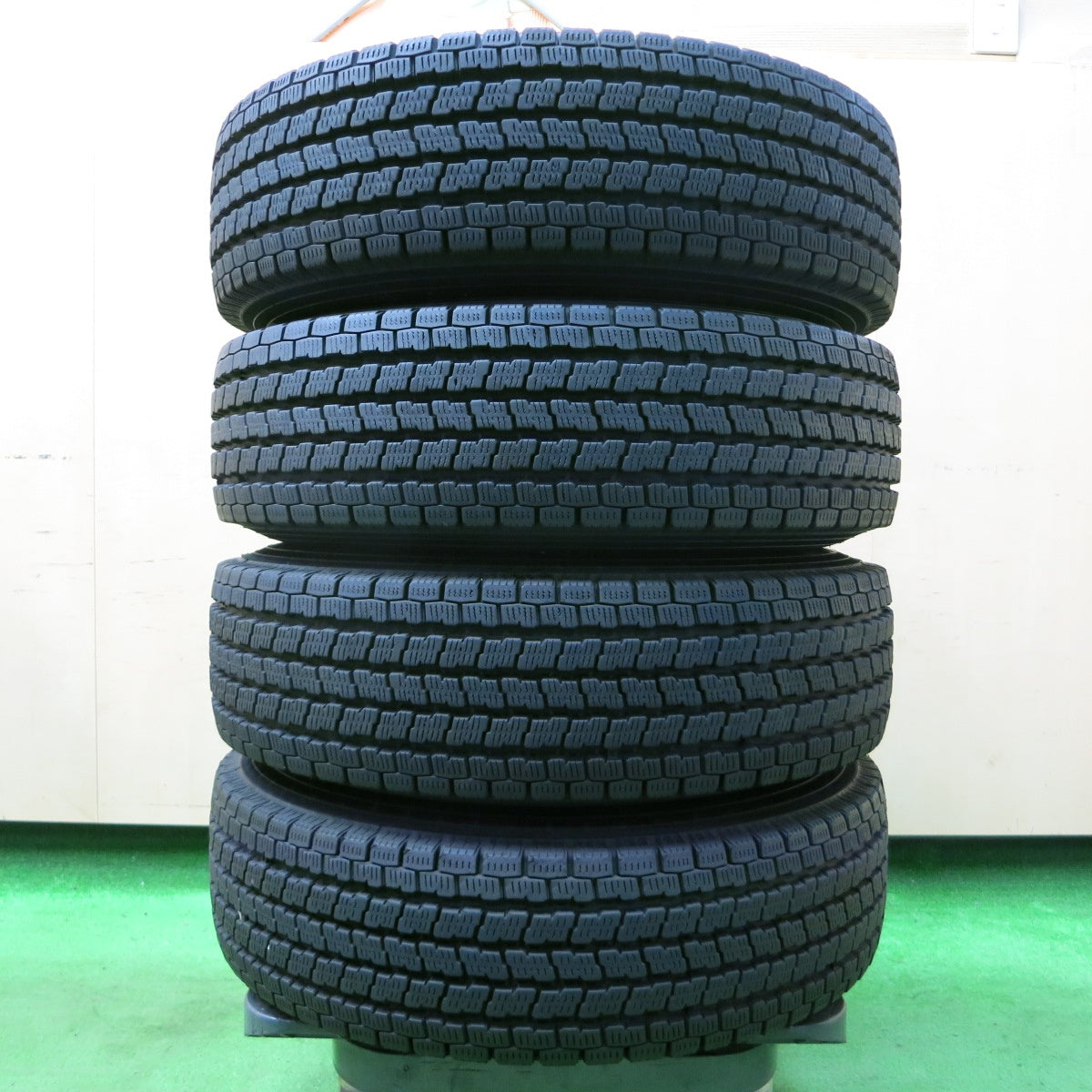 *送料無料* バリ溝！キレイ！9.5分★スタッドレス 165/80R13 90/88N ヨコハマ アイスガード iG91 JOKER ジョーカー 13インチ PCD100/4H★4052403イス