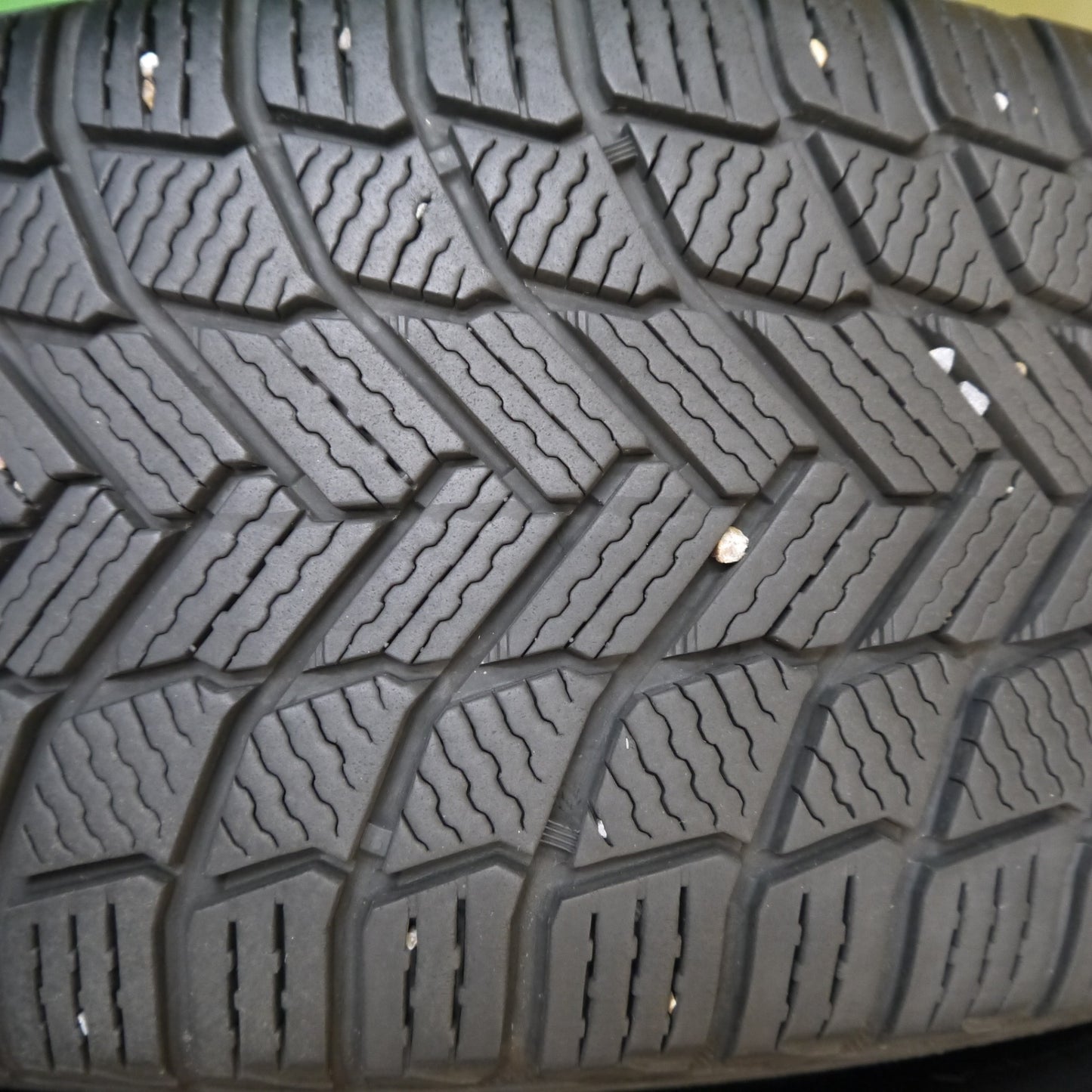 バリ溝！8.5分★スタッドレス 235/50R18 ミシュラン X-ICE SNOW ravrion selzer ラブリオン 18インチ PCD114.3/5H★5102101Hス